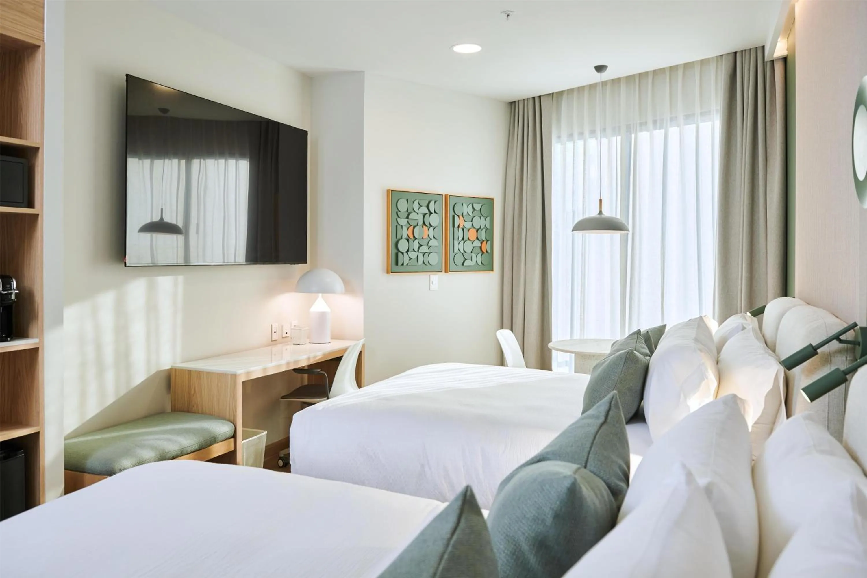 Bedroom, Bed in WorldHotels Acueducto Guadalajara