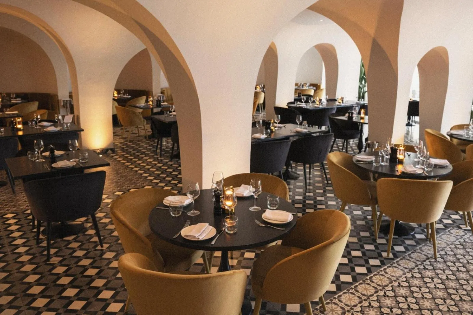 Restaurant/places to eat in The Donna Portals