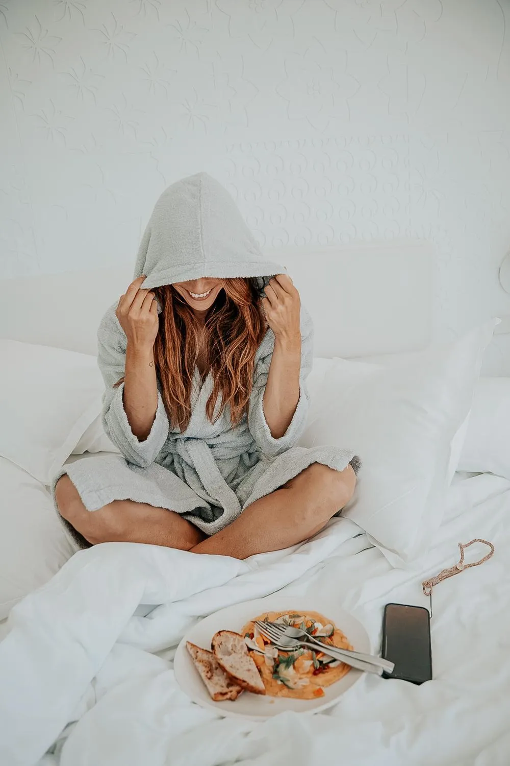 room service, Bed in The Donna Portals