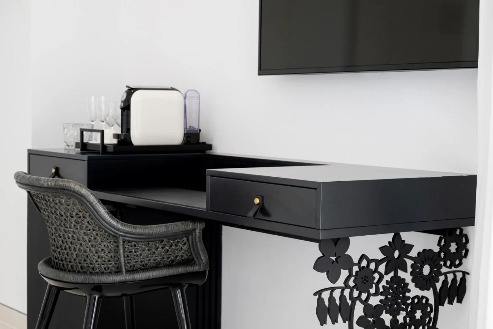 Seating area in The Donna Portals