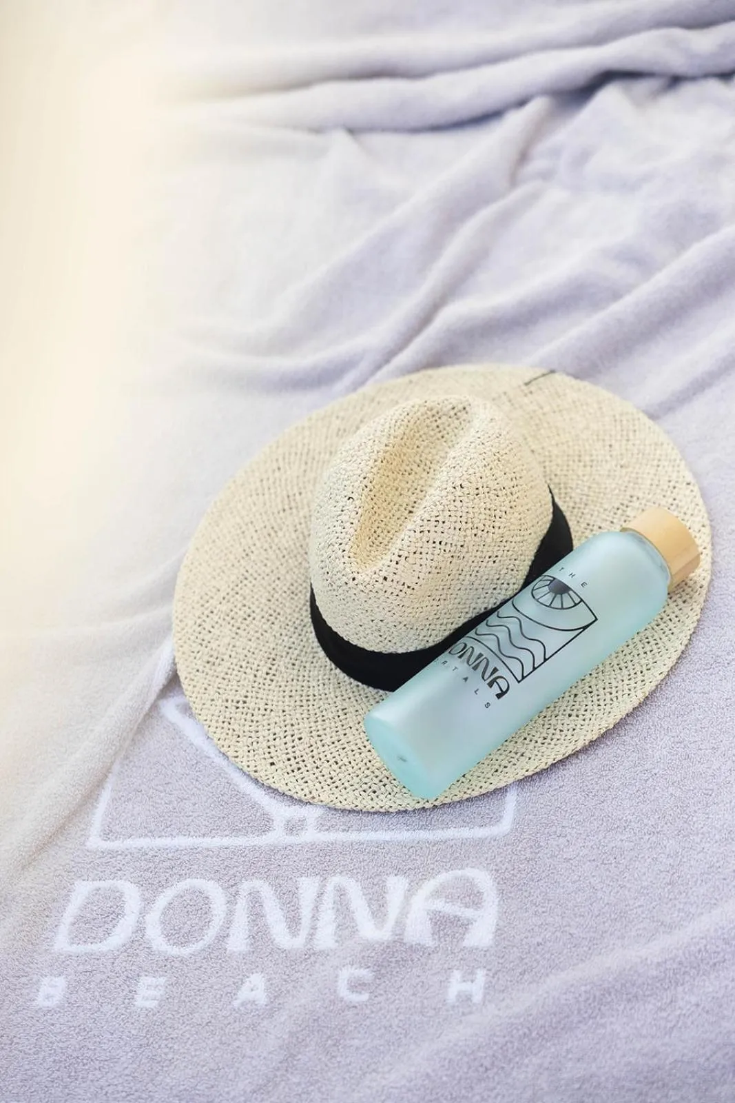 Decorative detail, Bed in The Donna Portals