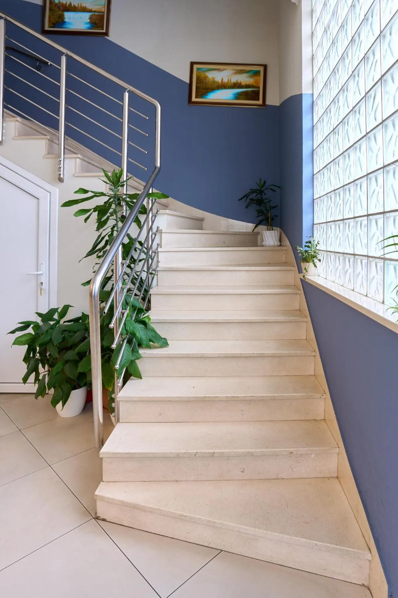 Property building in Hotel Phoenix