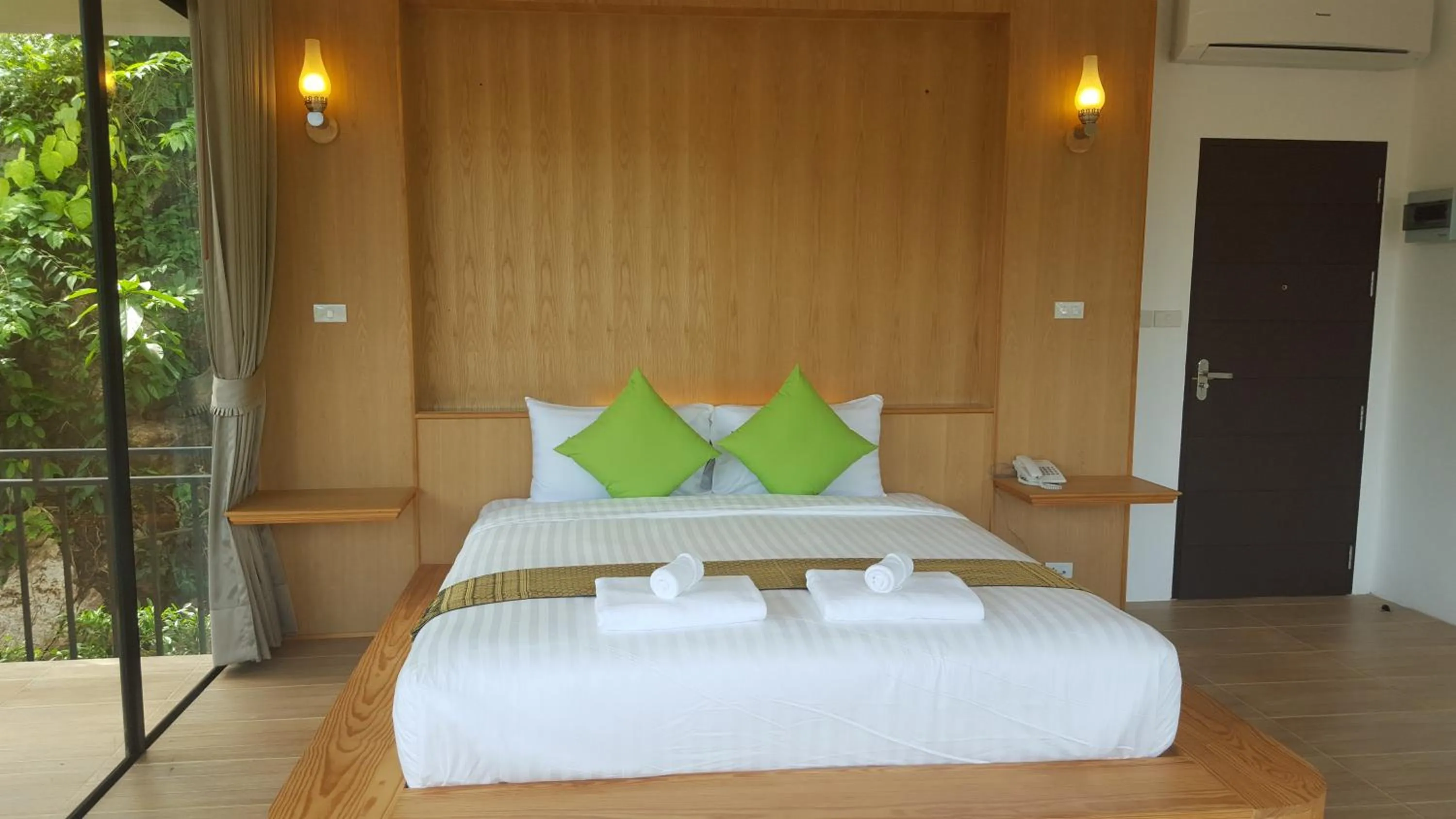 Photo of the whole room, Bed in Jasmine Resort And Spa