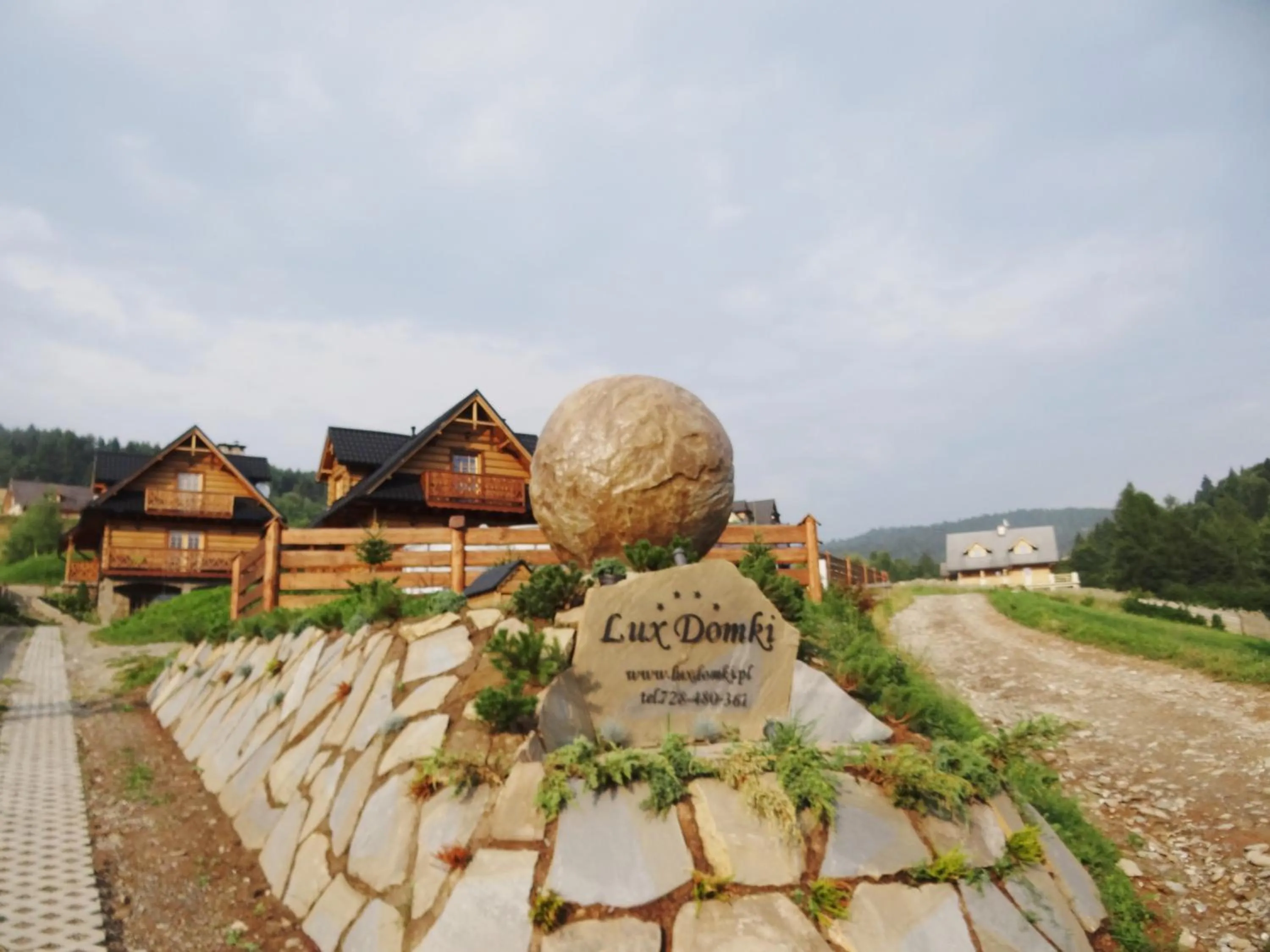 Off site in Luxdomki