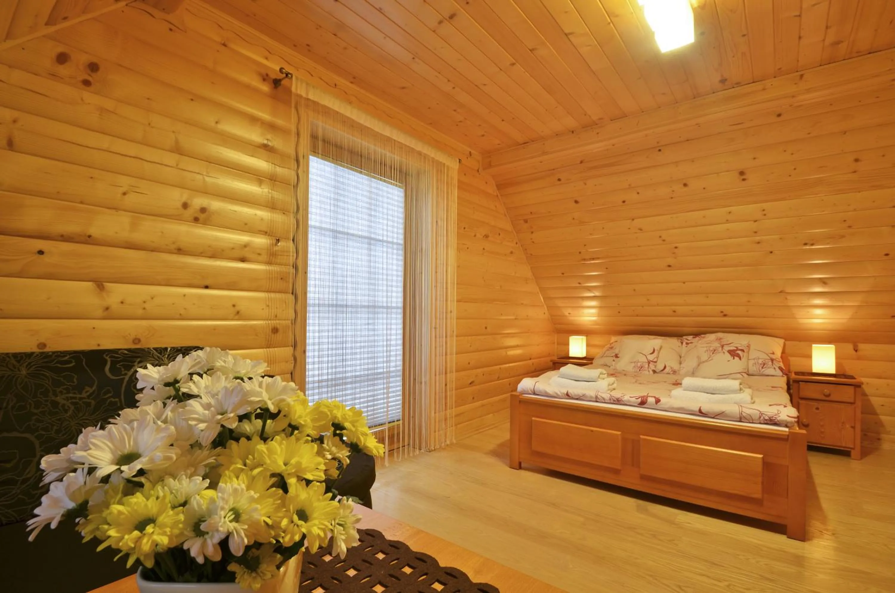 Photo of the whole room, Bed in Luxdomki