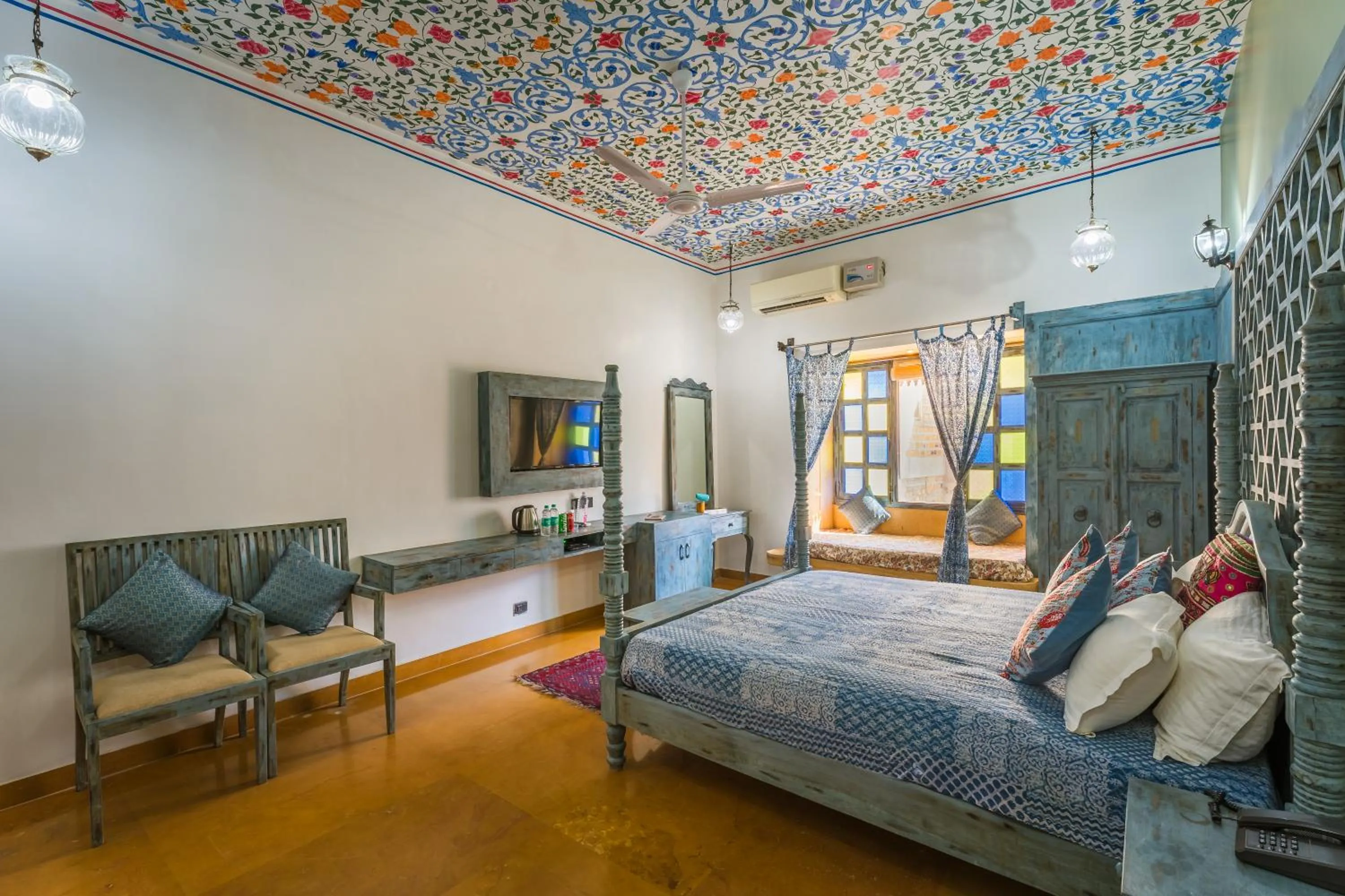 Bed in Hotel Heritage House