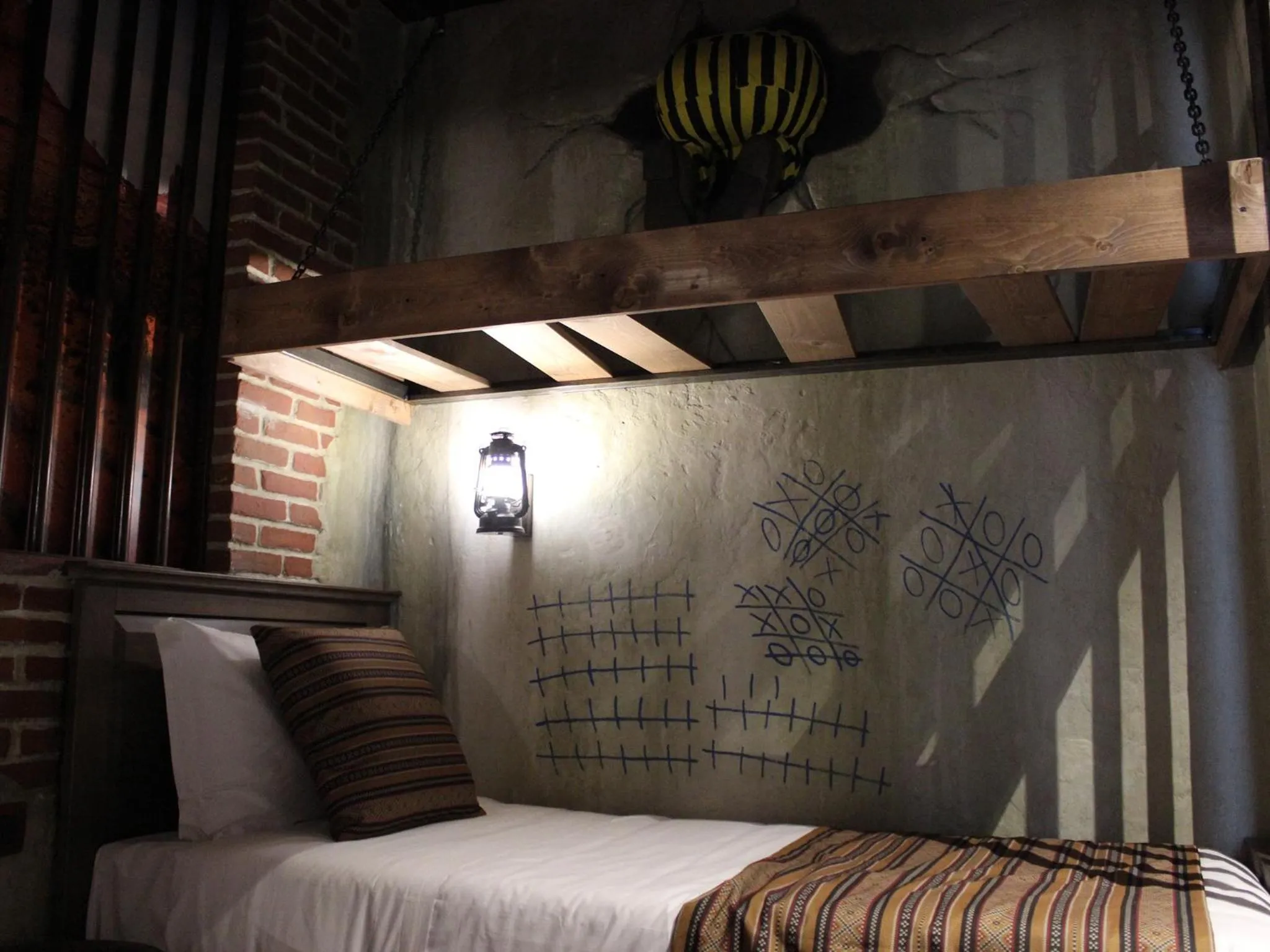 Bed in Gardaland Adventure Hotel