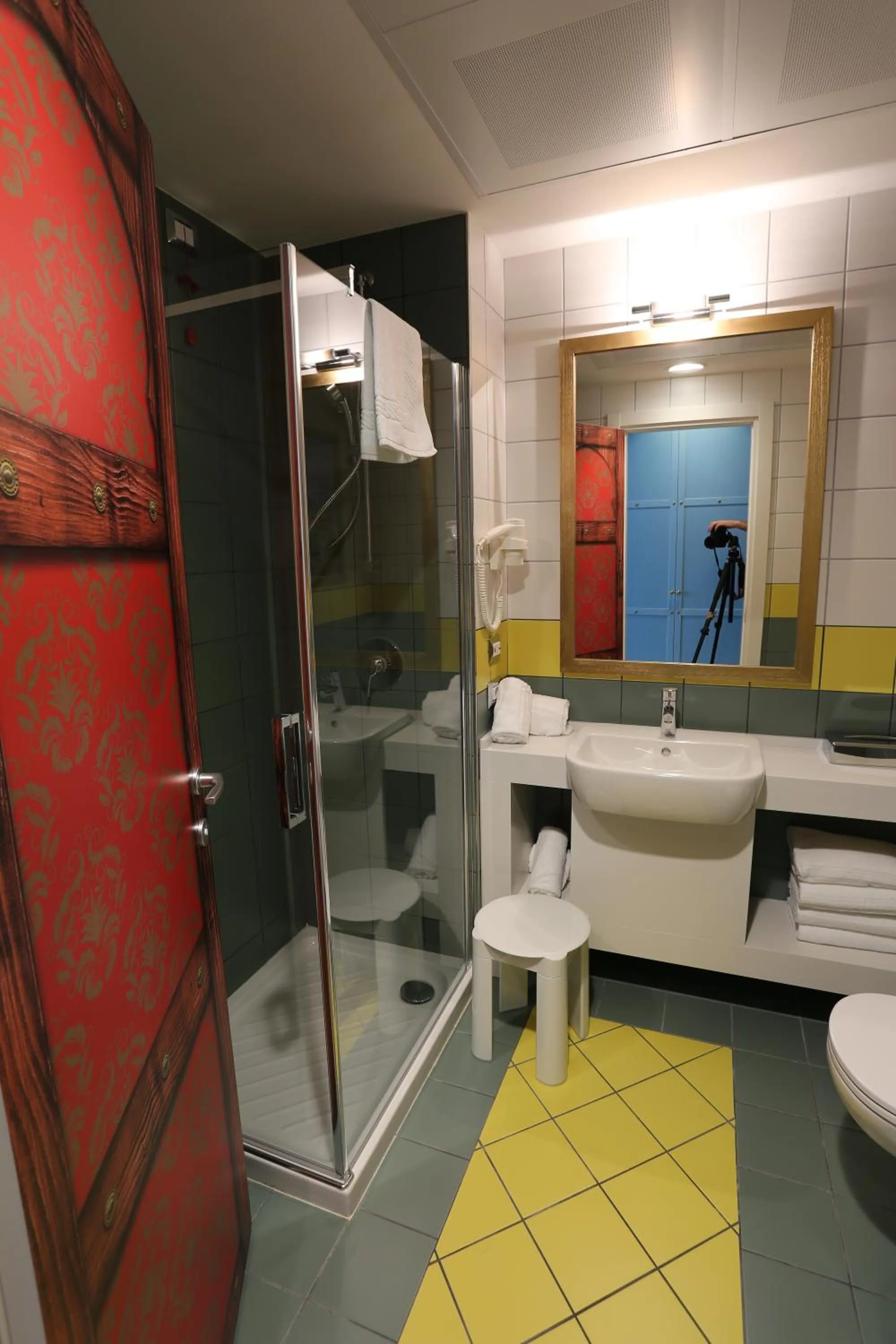 Bathroom in Gardaland Adventure Hotel