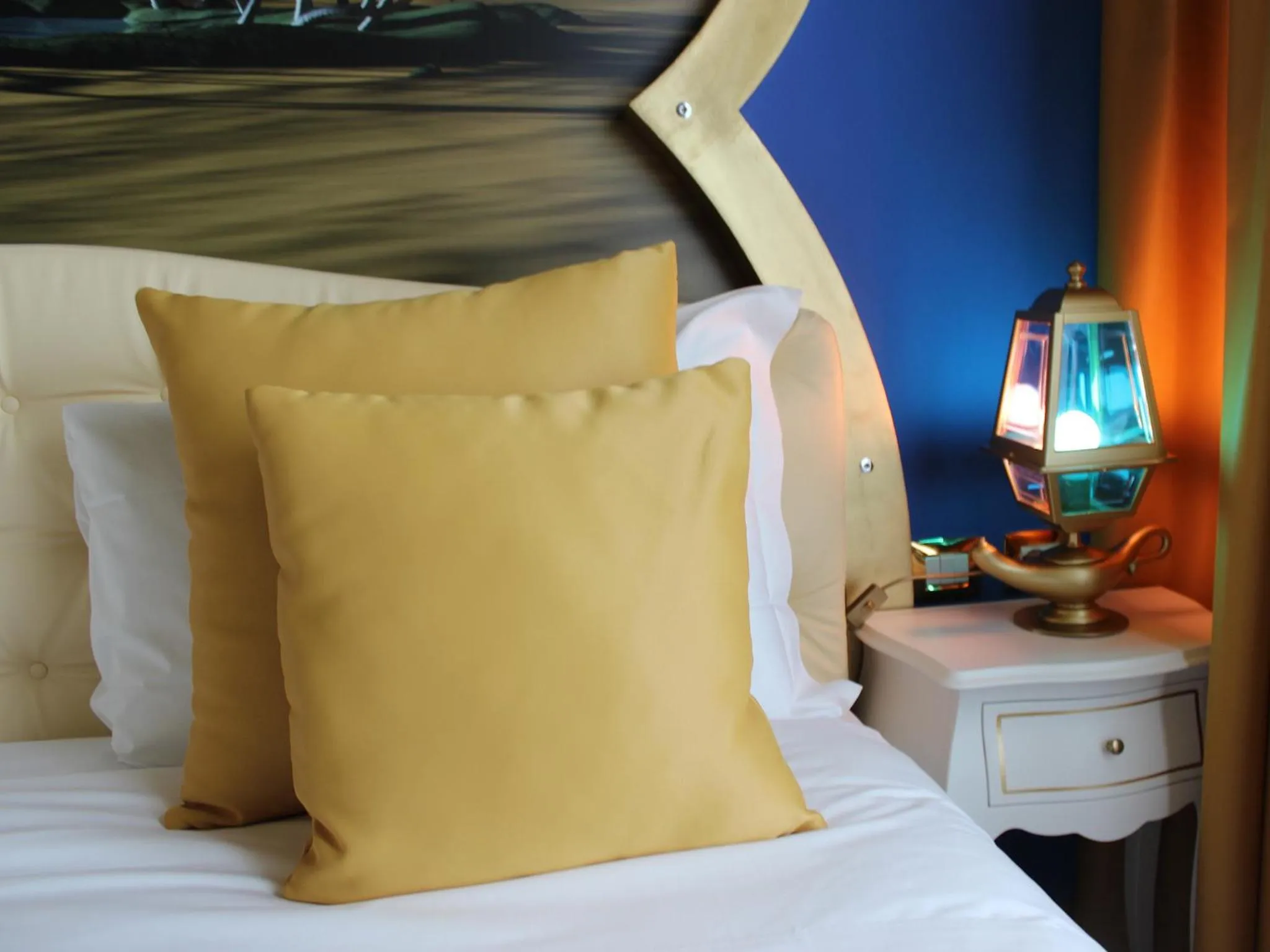 Decorative detail, Bed in Gardaland Adventure Hotel