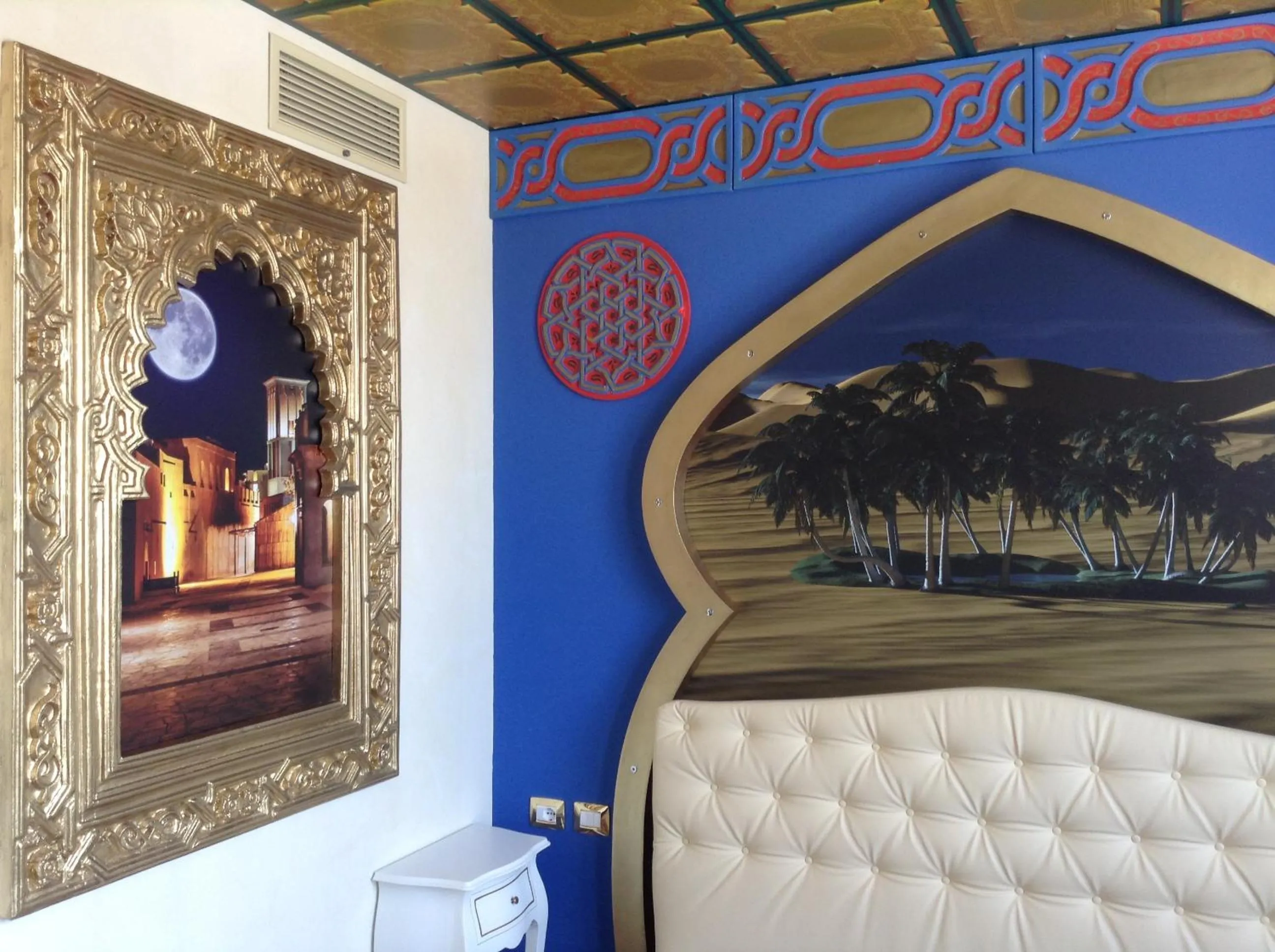 Decorative detail in Gardaland Adventure Hotel