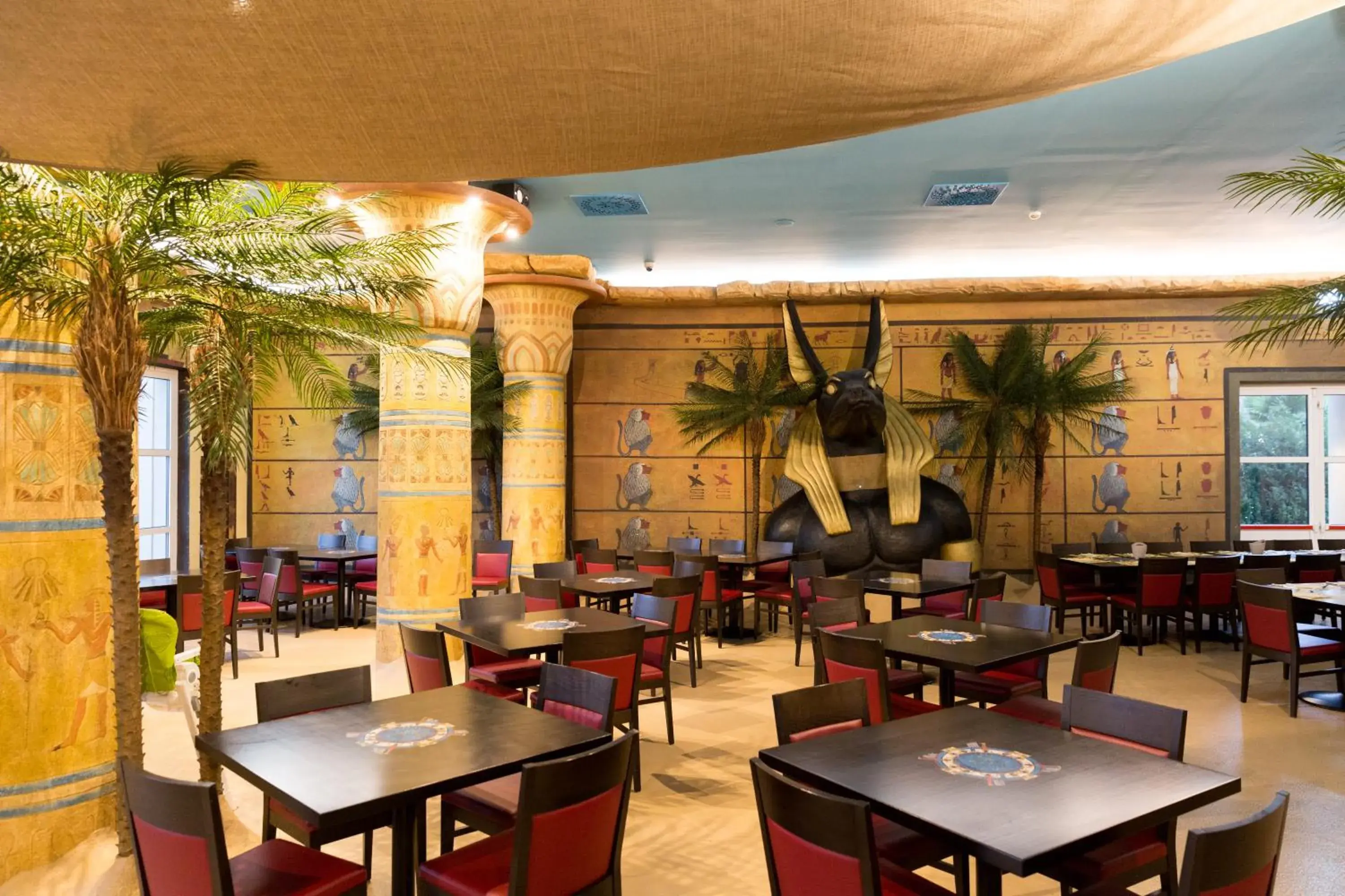 Restaurant/places to eat in Gardaland Adventure Hotel Restaurant/places to eat in Gardaland Adventure Hotel