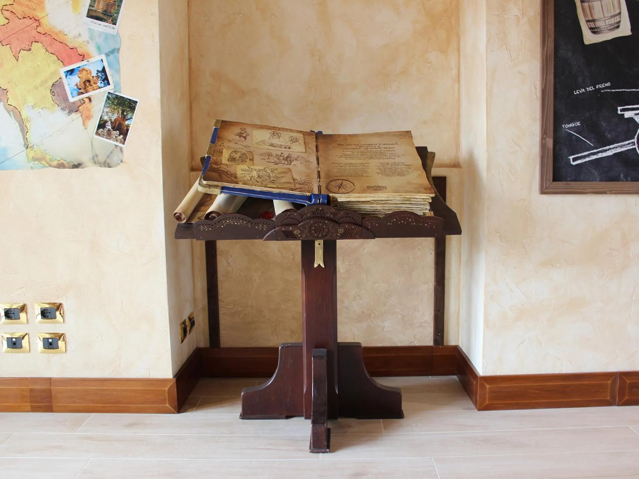 Decorative detail in Gardaland Adventure Hotel