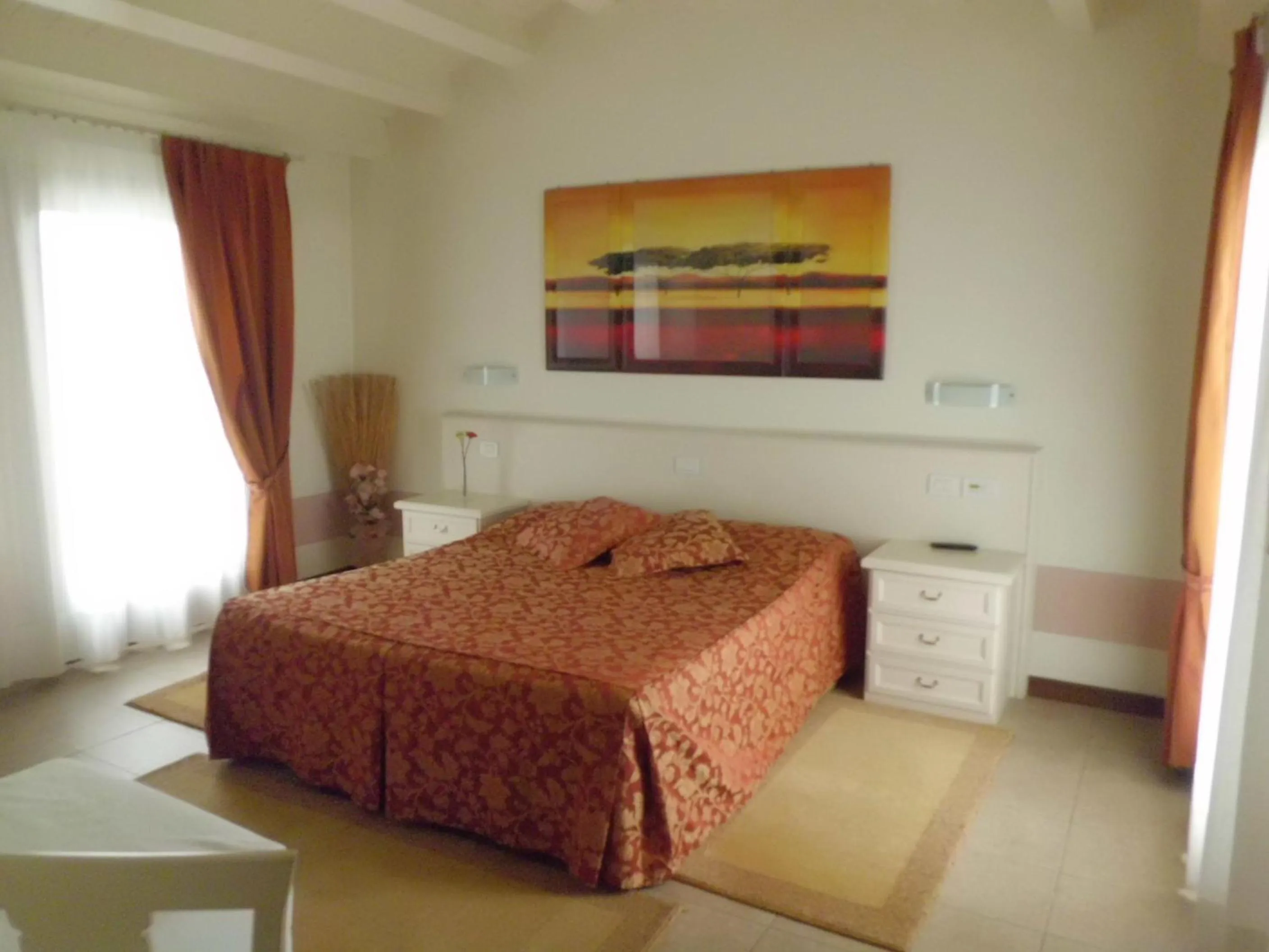 Photo of the whole room, Bed in Sweet Home