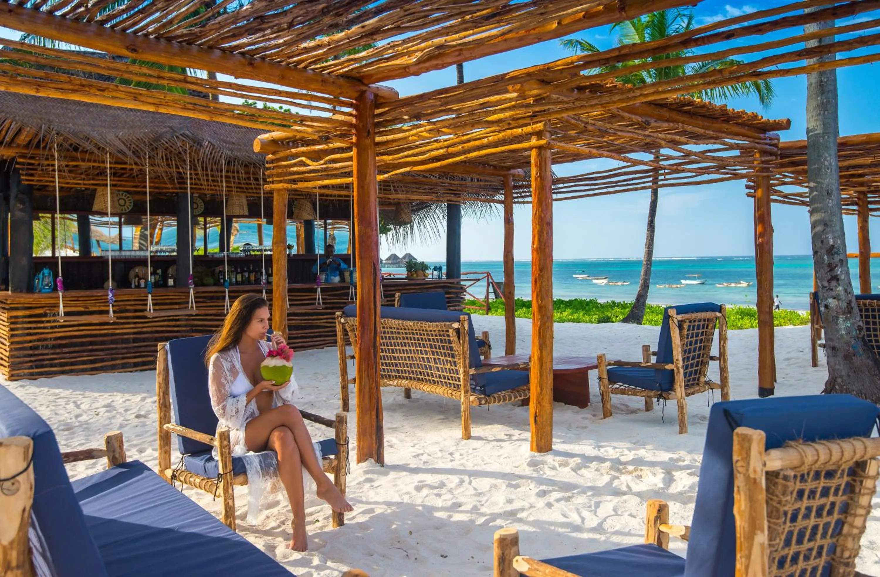 Lounge or bar in The Sands Beach Resort