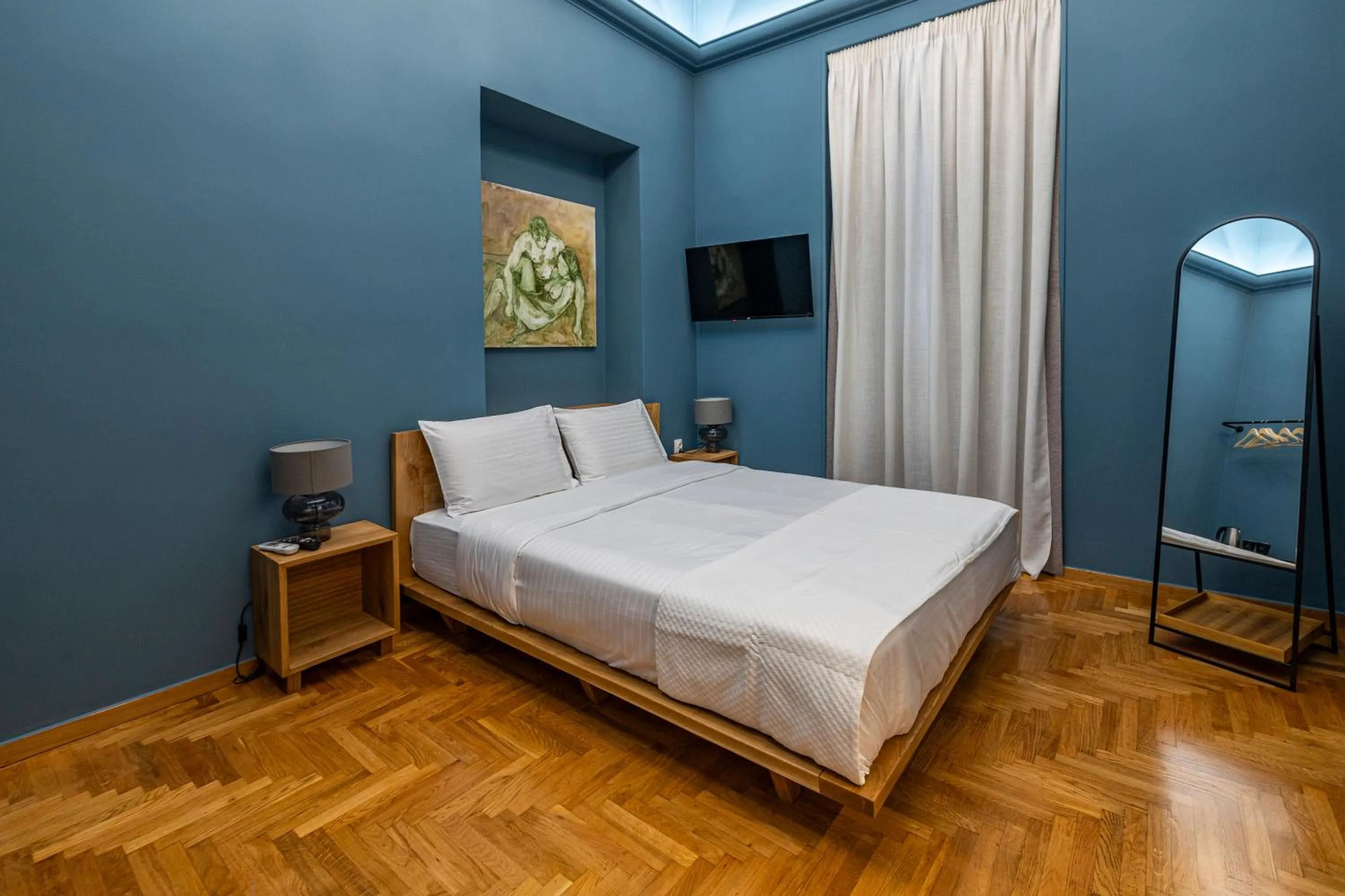 TV and multimedia, Bed in Iliotropio Athens, Thisio