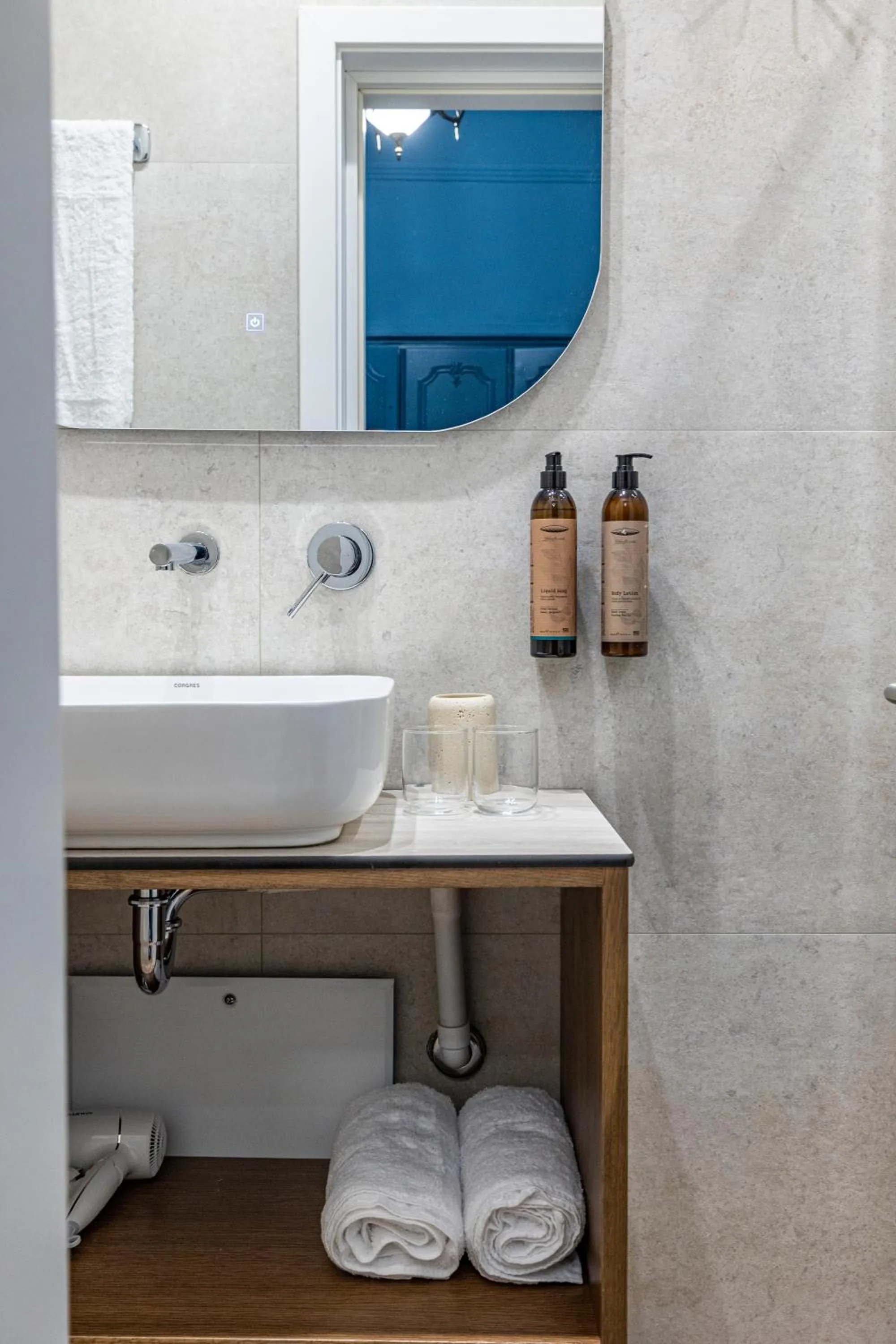 Bathroom in Iliotropio Athens, Thisio