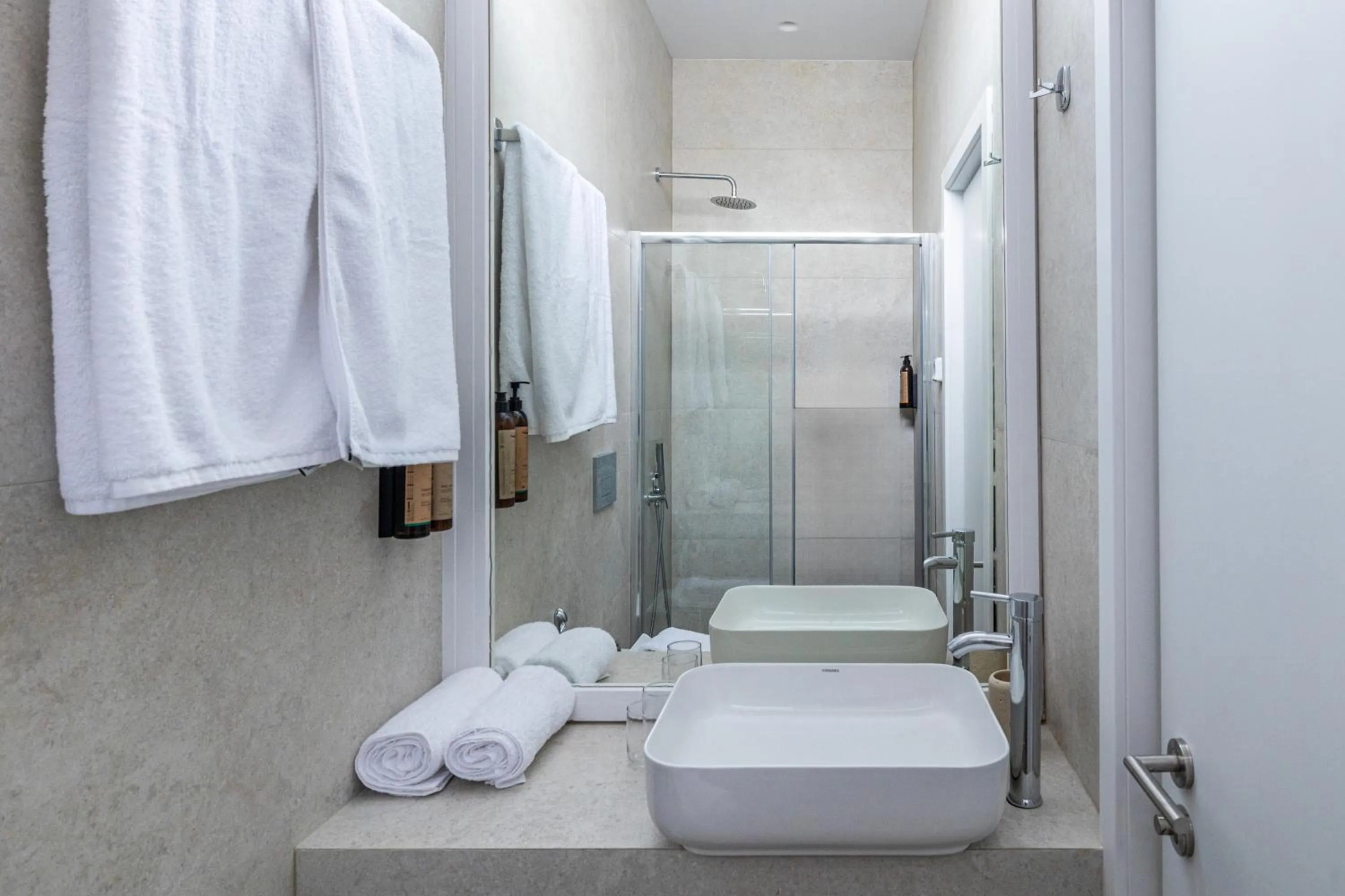 Bathroom in Iliotropio Athens, Thisio