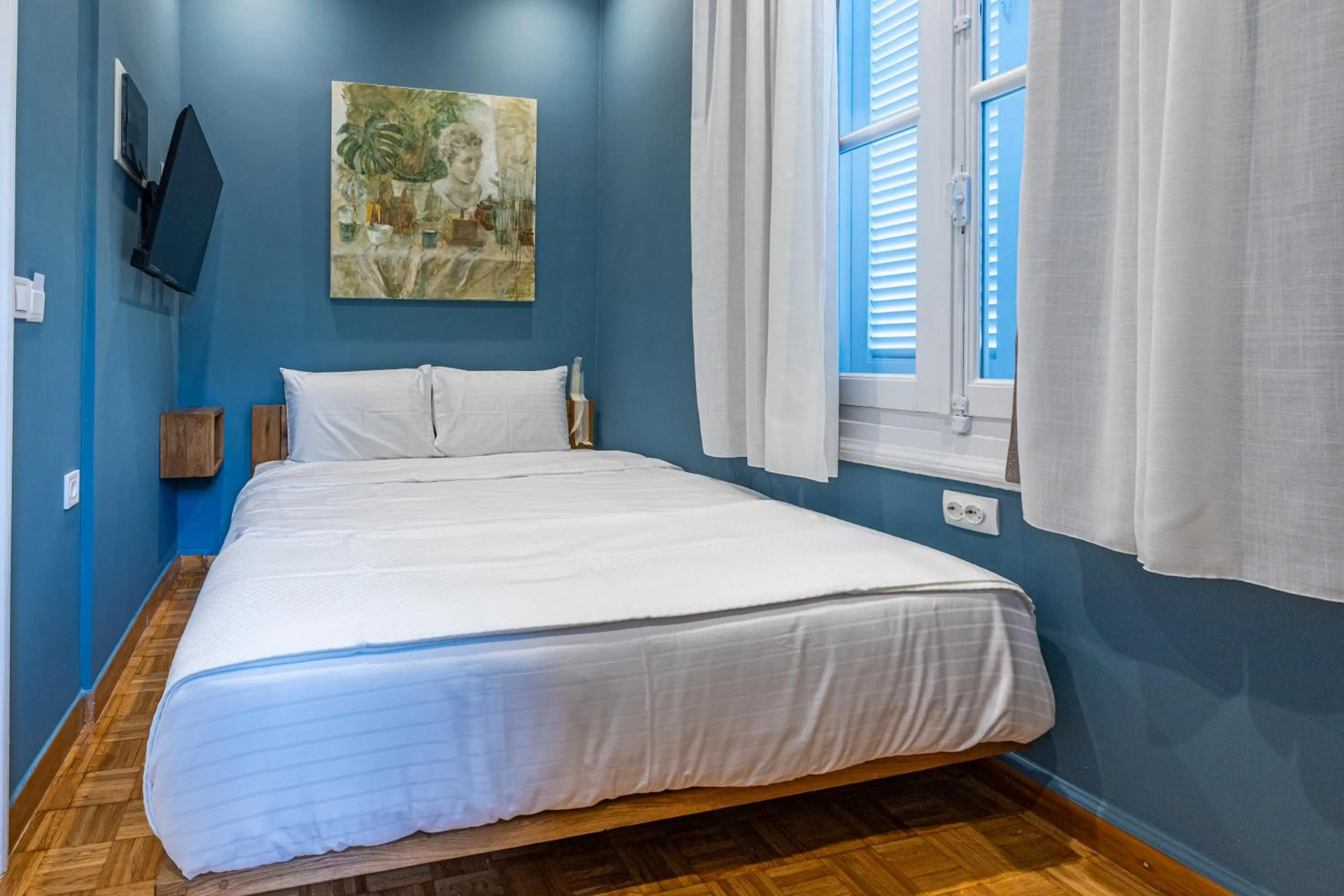 Bed in Iliotropio Athens, Thisio