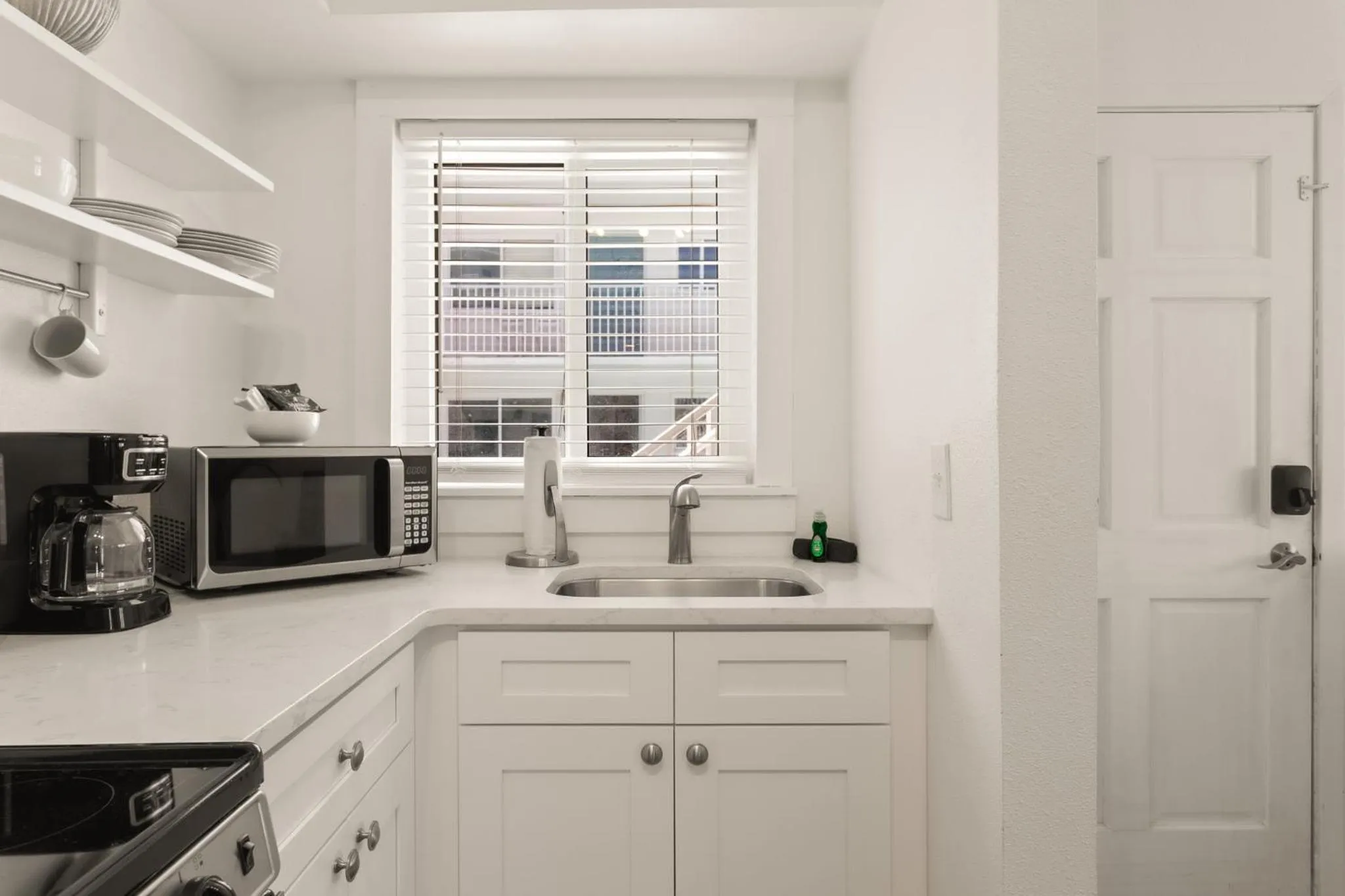 kitchen in The Molloy - A Boutique Beach Resort