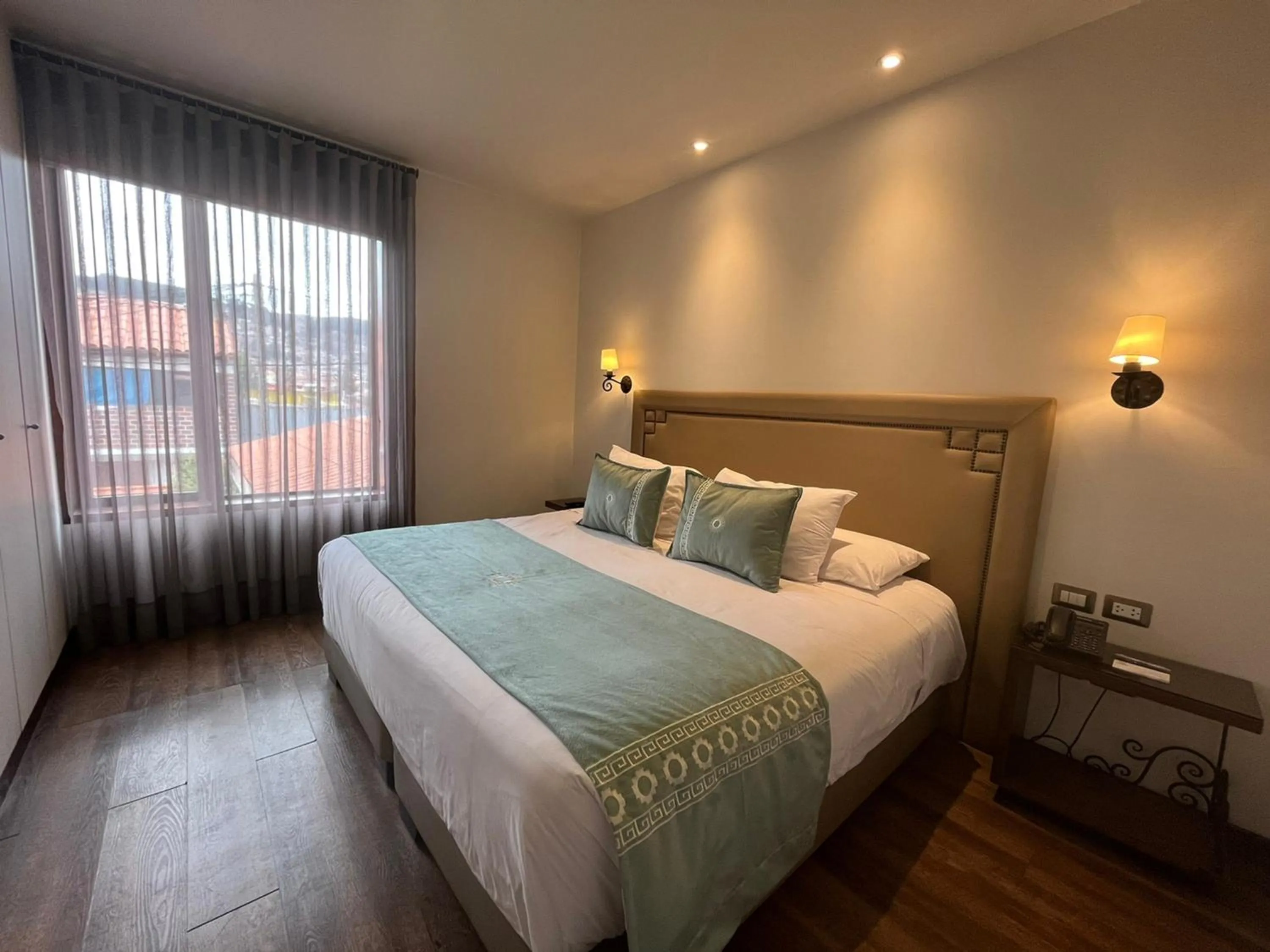 Bed in Casa Esmeralda by Katari