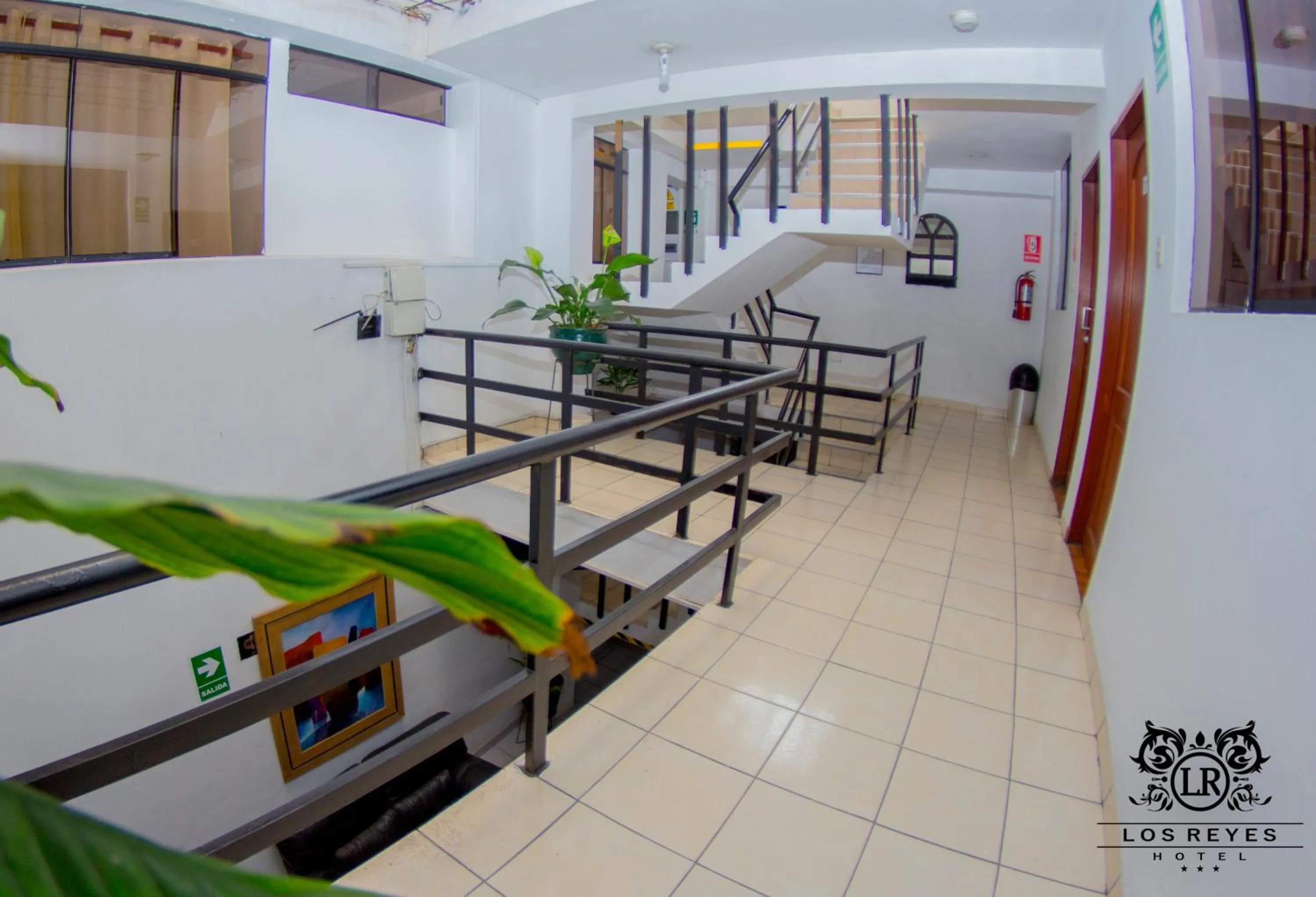 Property building in Hotel Los Reyes