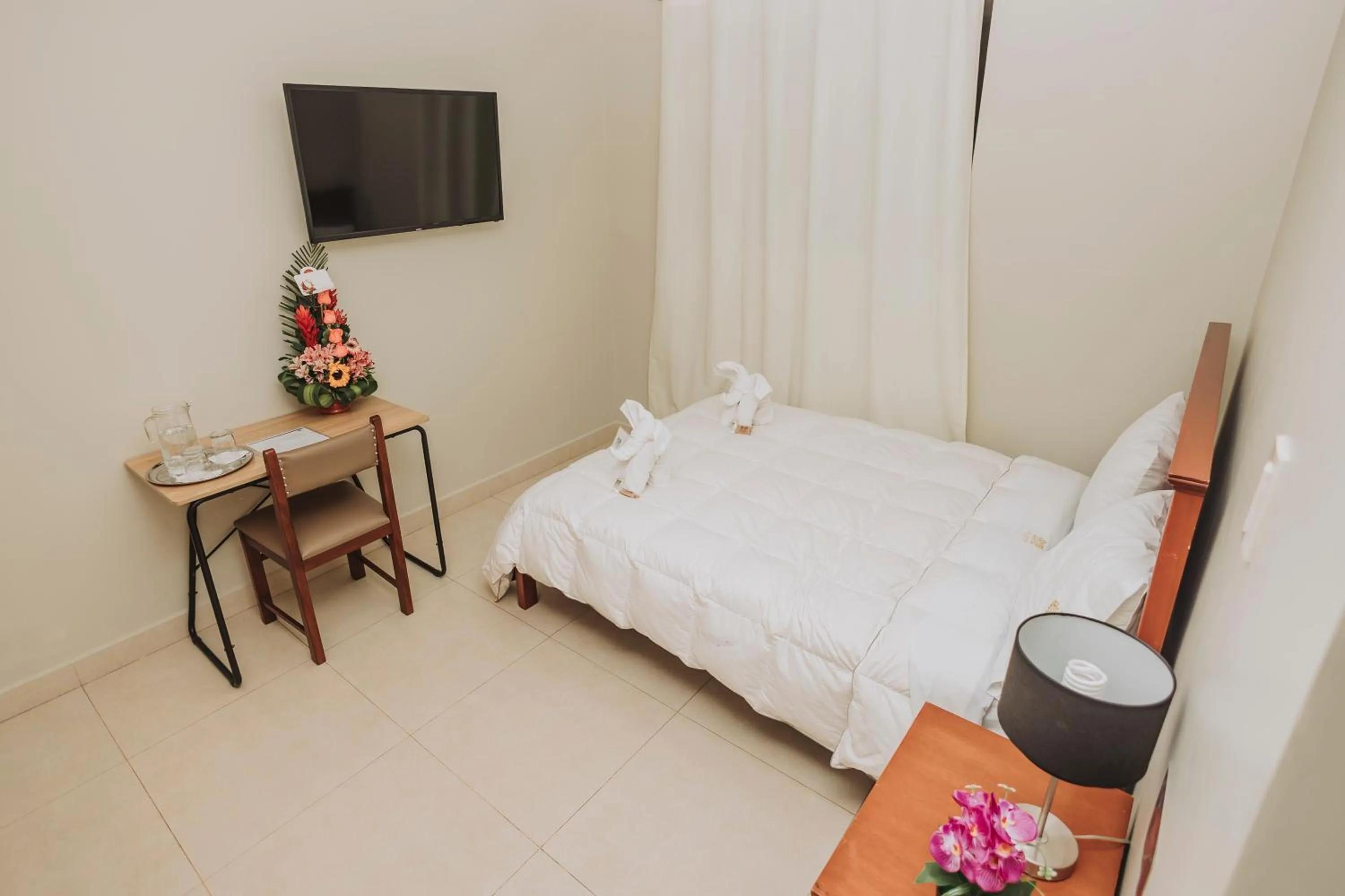 Bed in Hotel Los Reyes