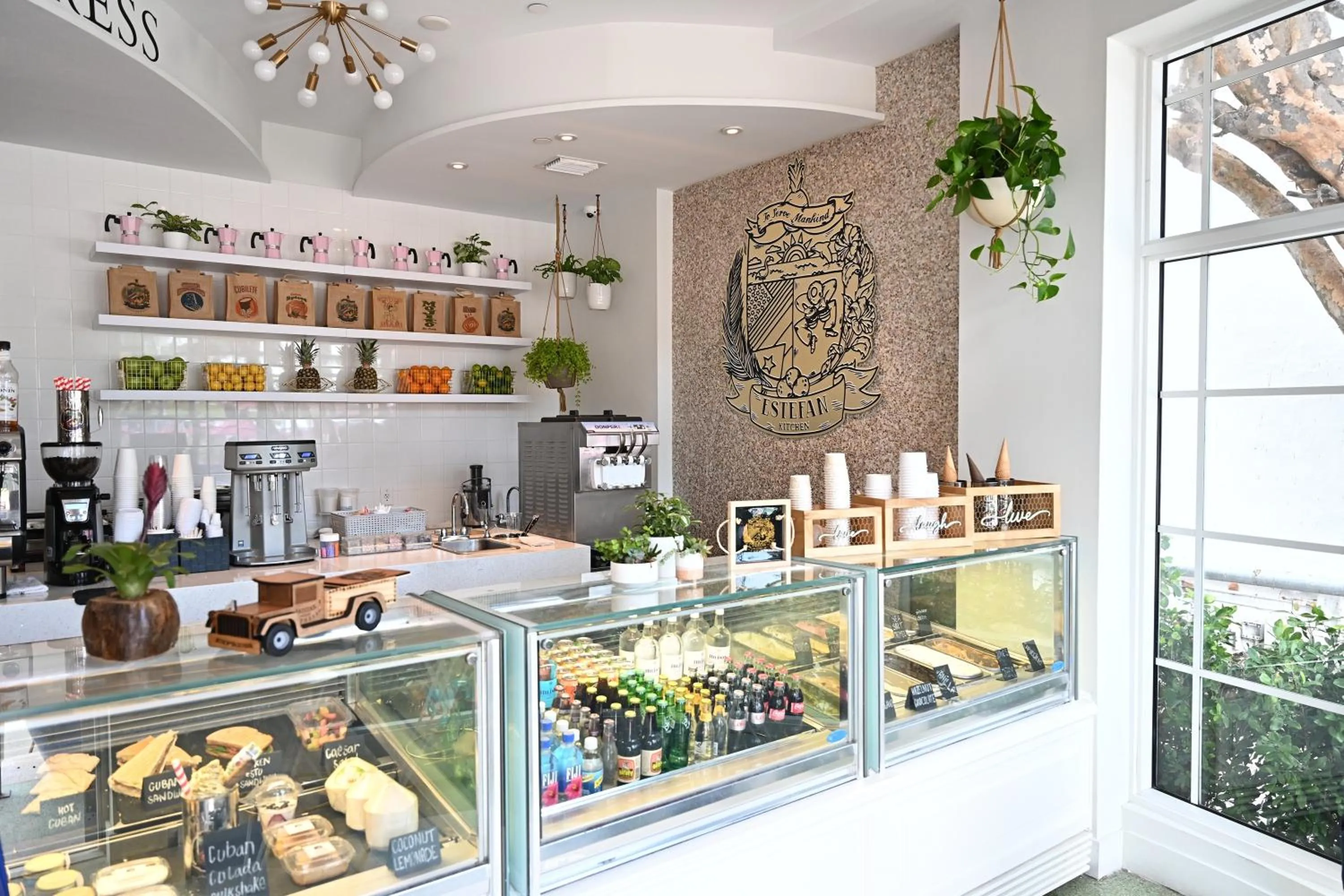 Coffee/tea facilities in Cardozo Hotel