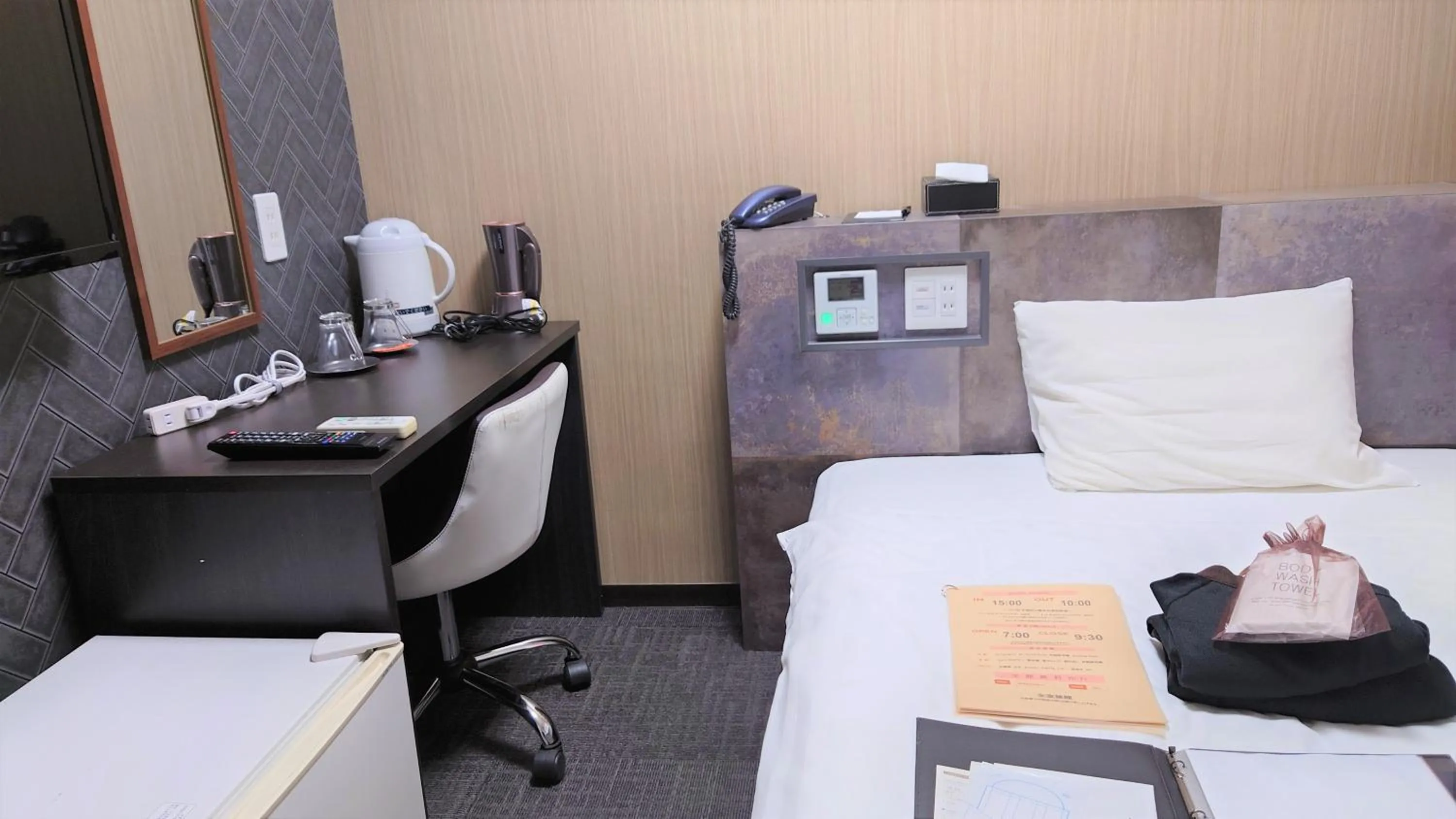 Bed in Hotel Area One Oita