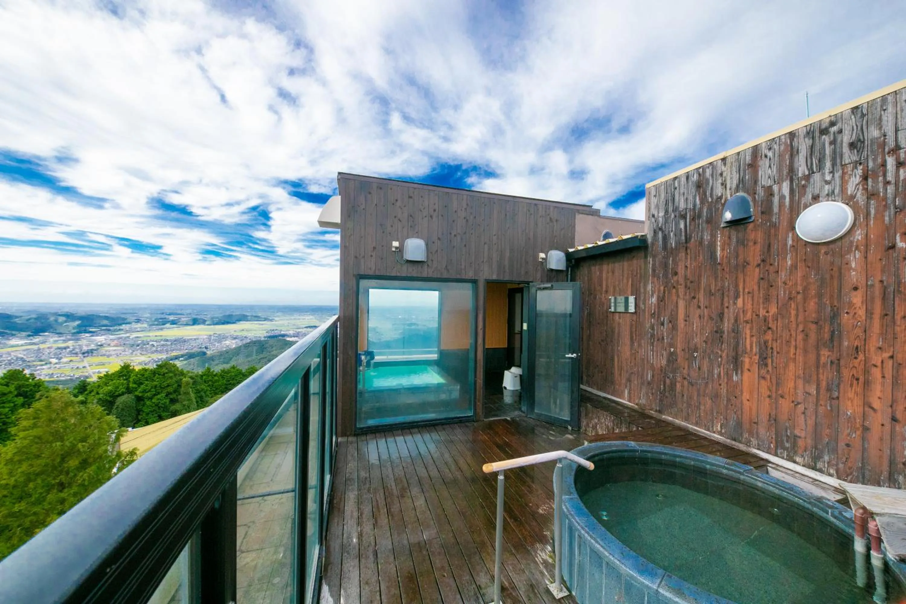 Open Air Bath in Tennomaru