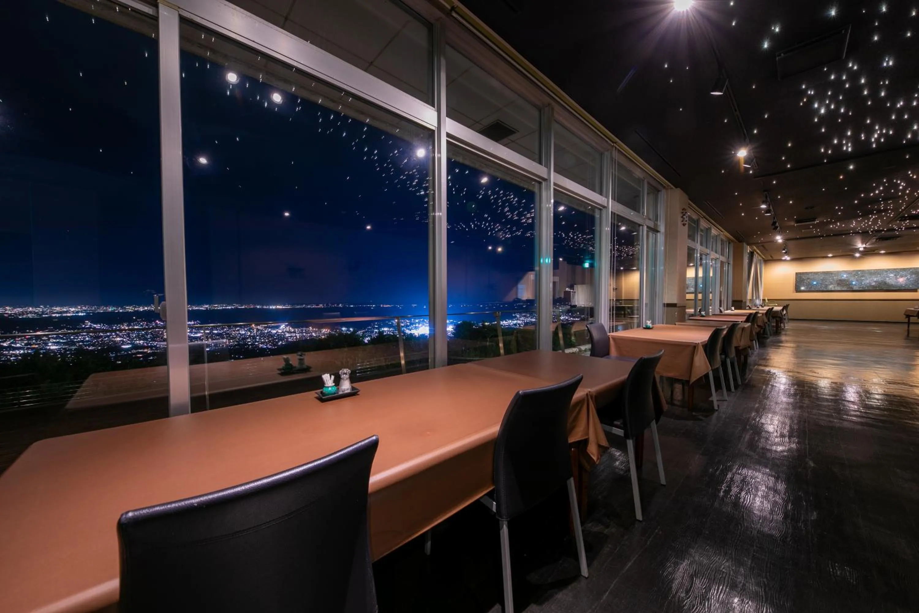 Restaurant/places to eat in Tennomaru