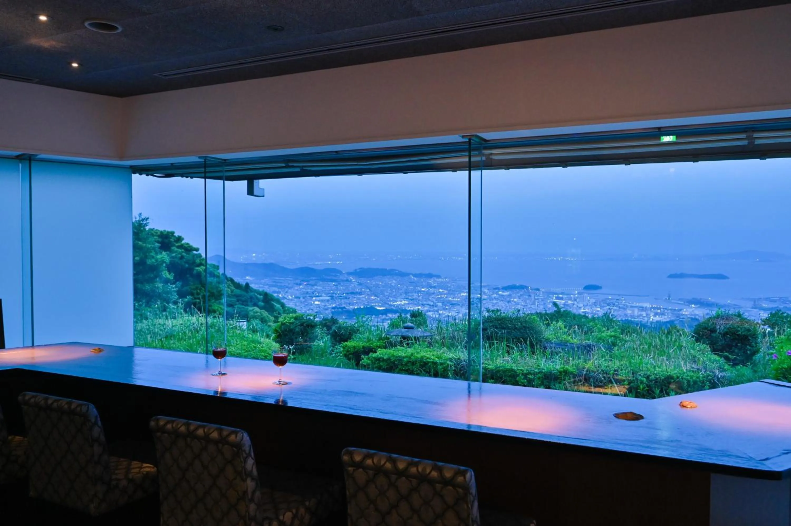 Restaurant/places to eat in Tennomaru