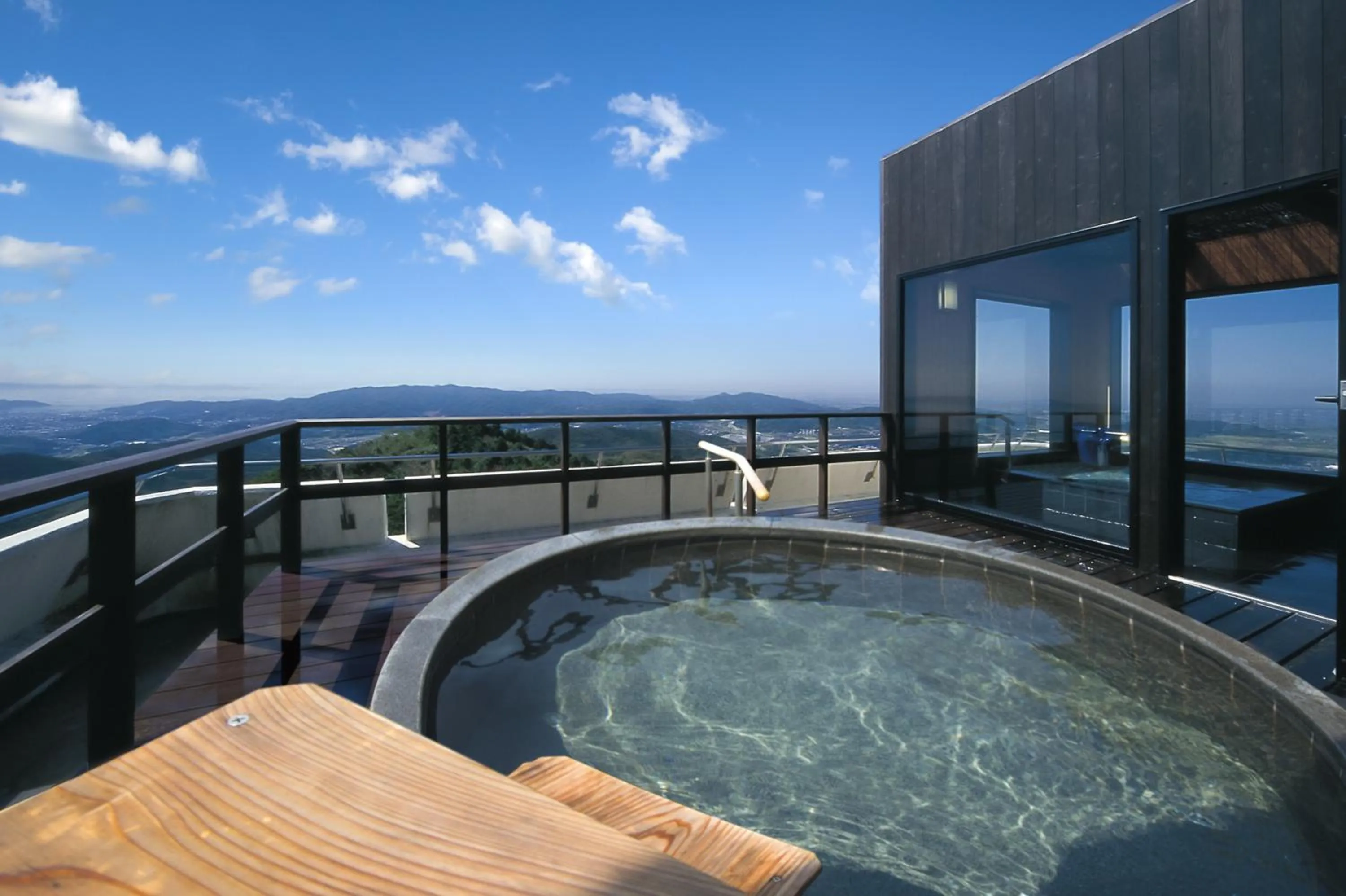 Hot Spring Bath in Tennomaru