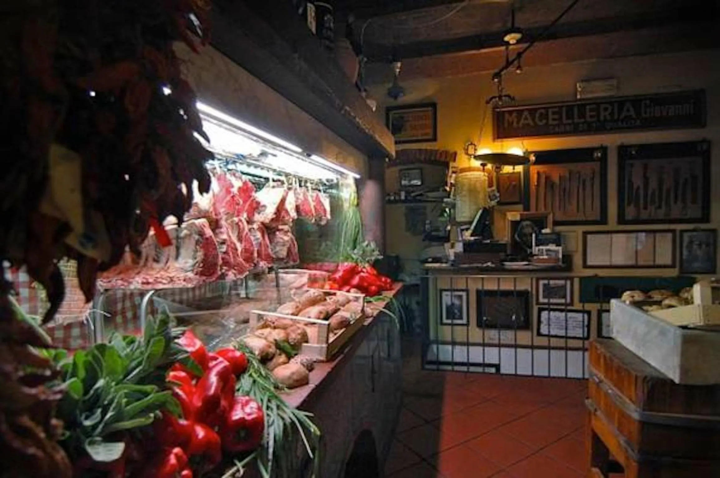 Restaurant/places to eat in La Marmora Elegant