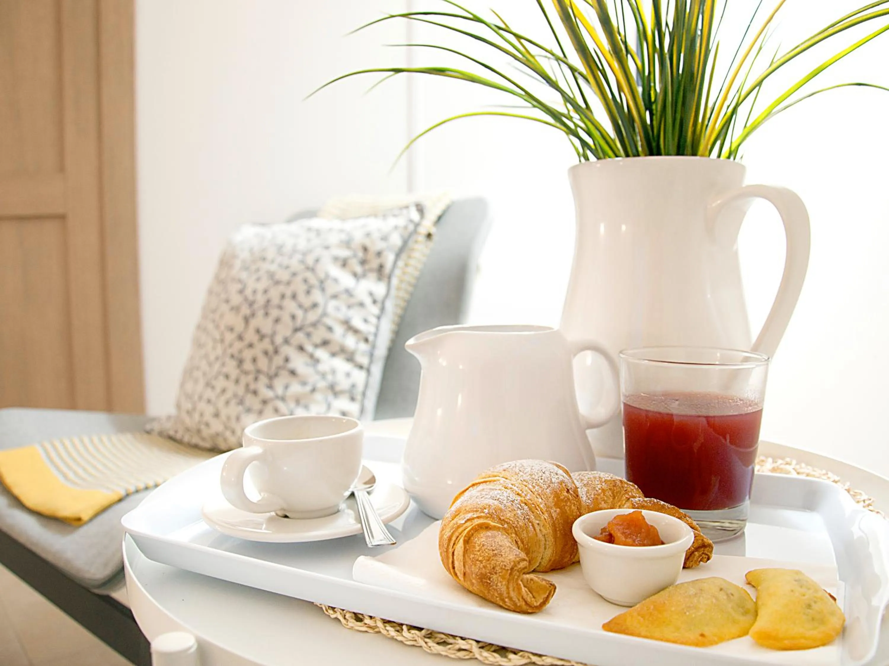 Italian breakfast in B&B Lamie Di Olimpia