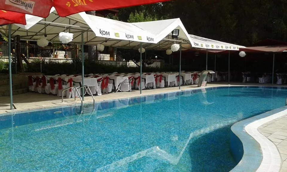 Swimming pool in Kovanlika Hotel