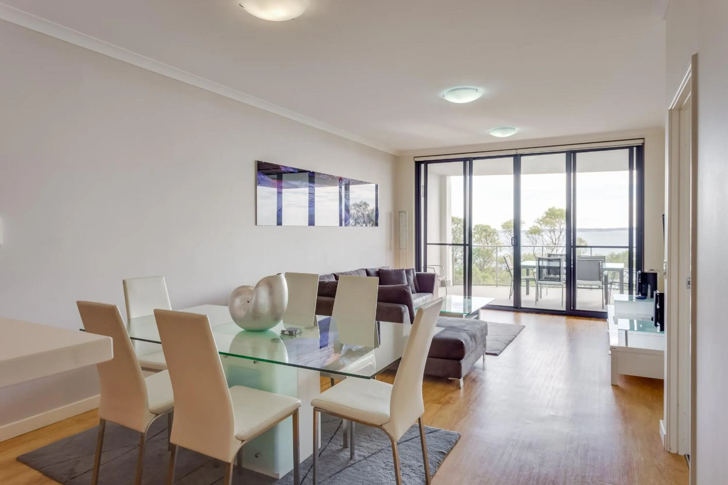 Day in Nautilus by Rockingham Apartments