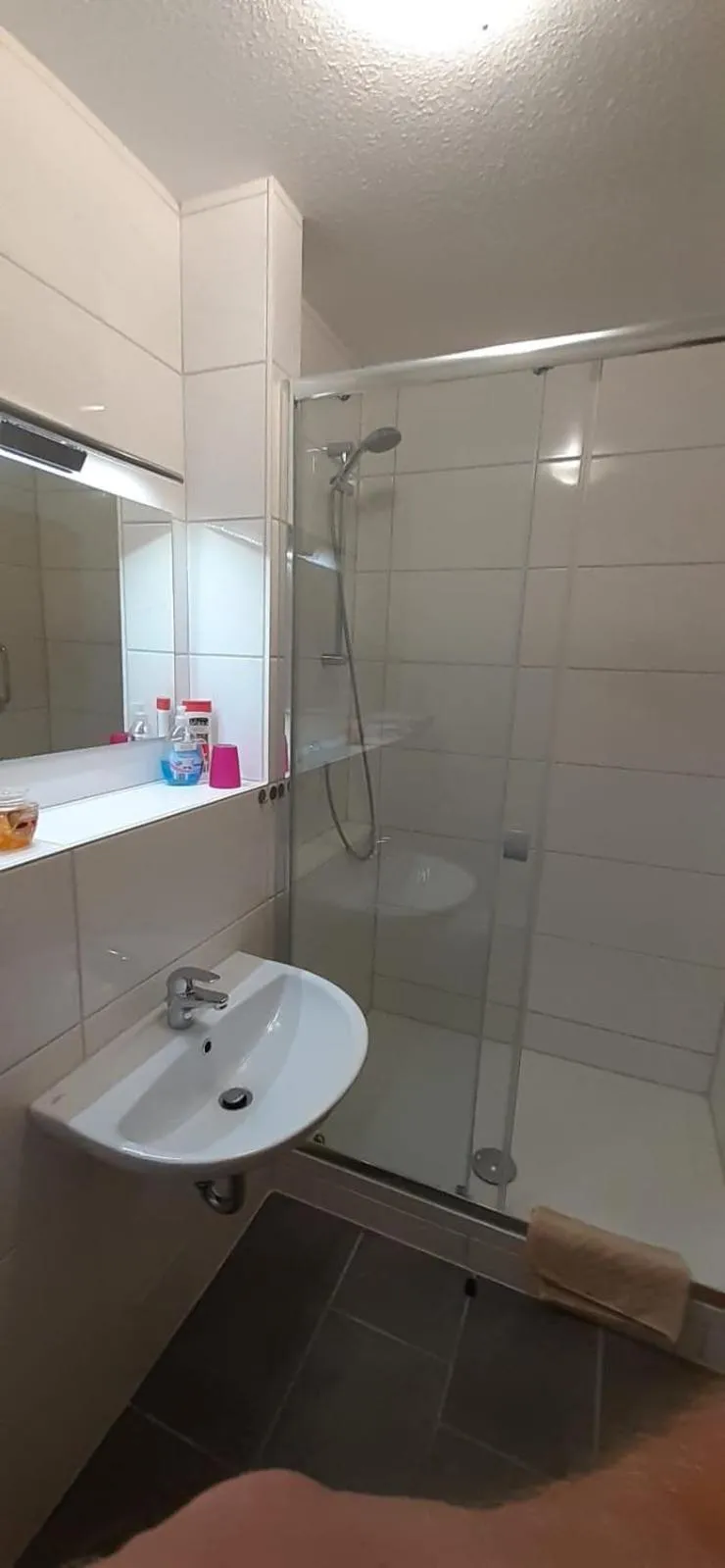 Shower in Gästehaus Viktoria