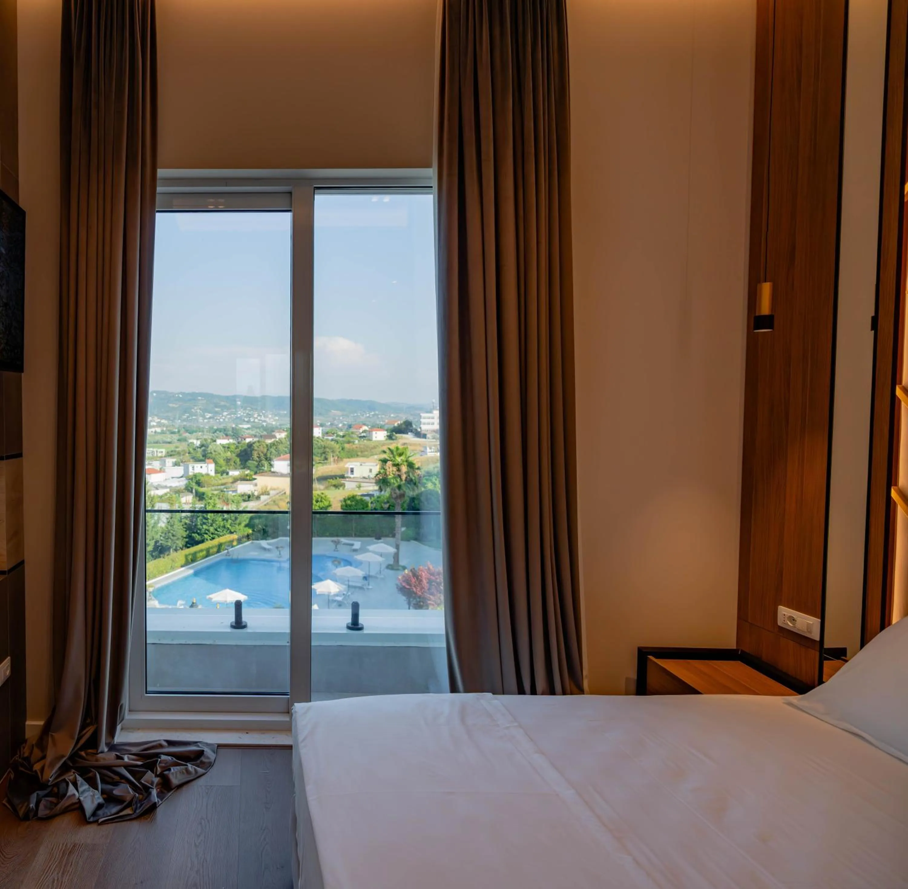 Bed in Royal Hill Hotel