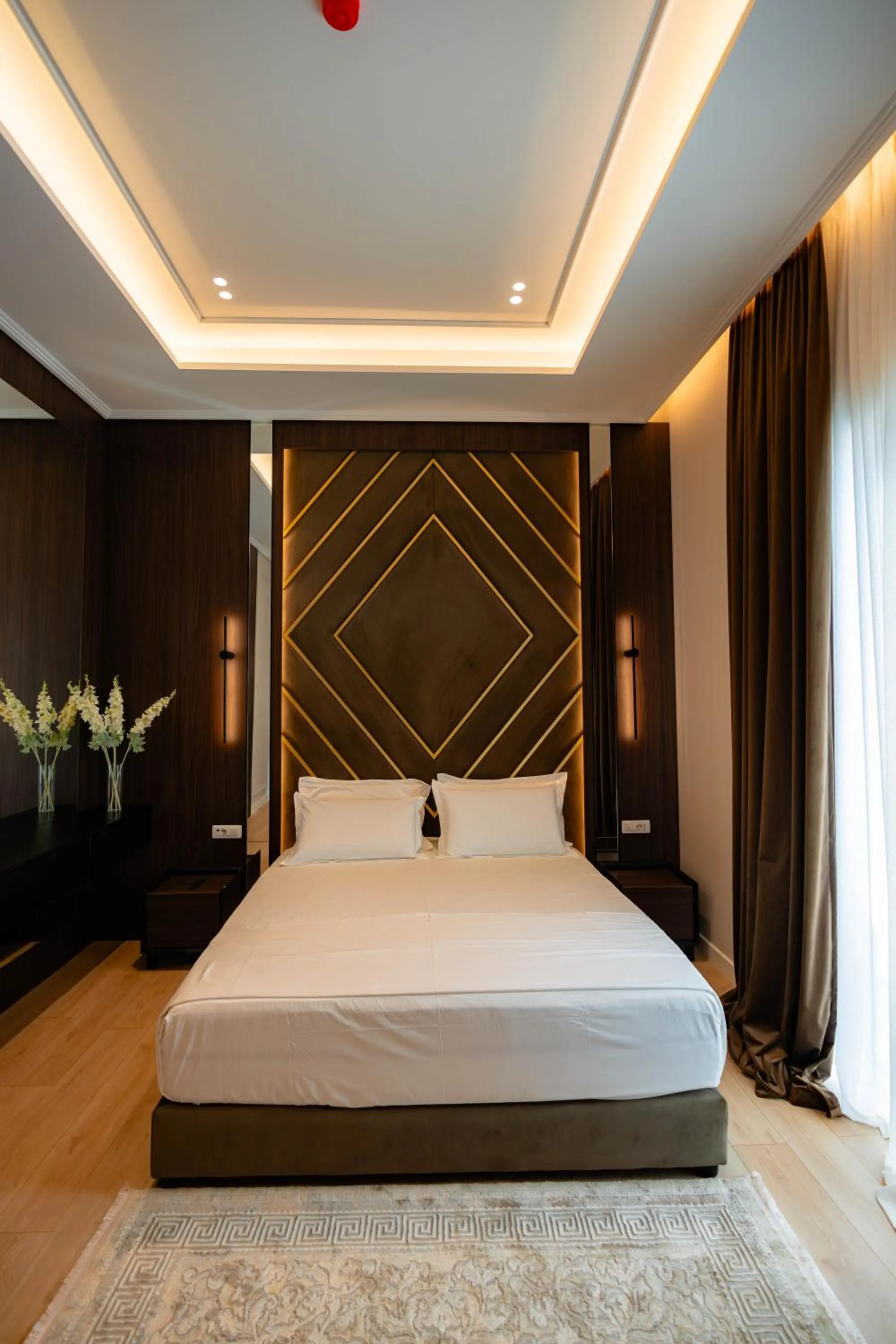 Bed in Royal Hill Hotel