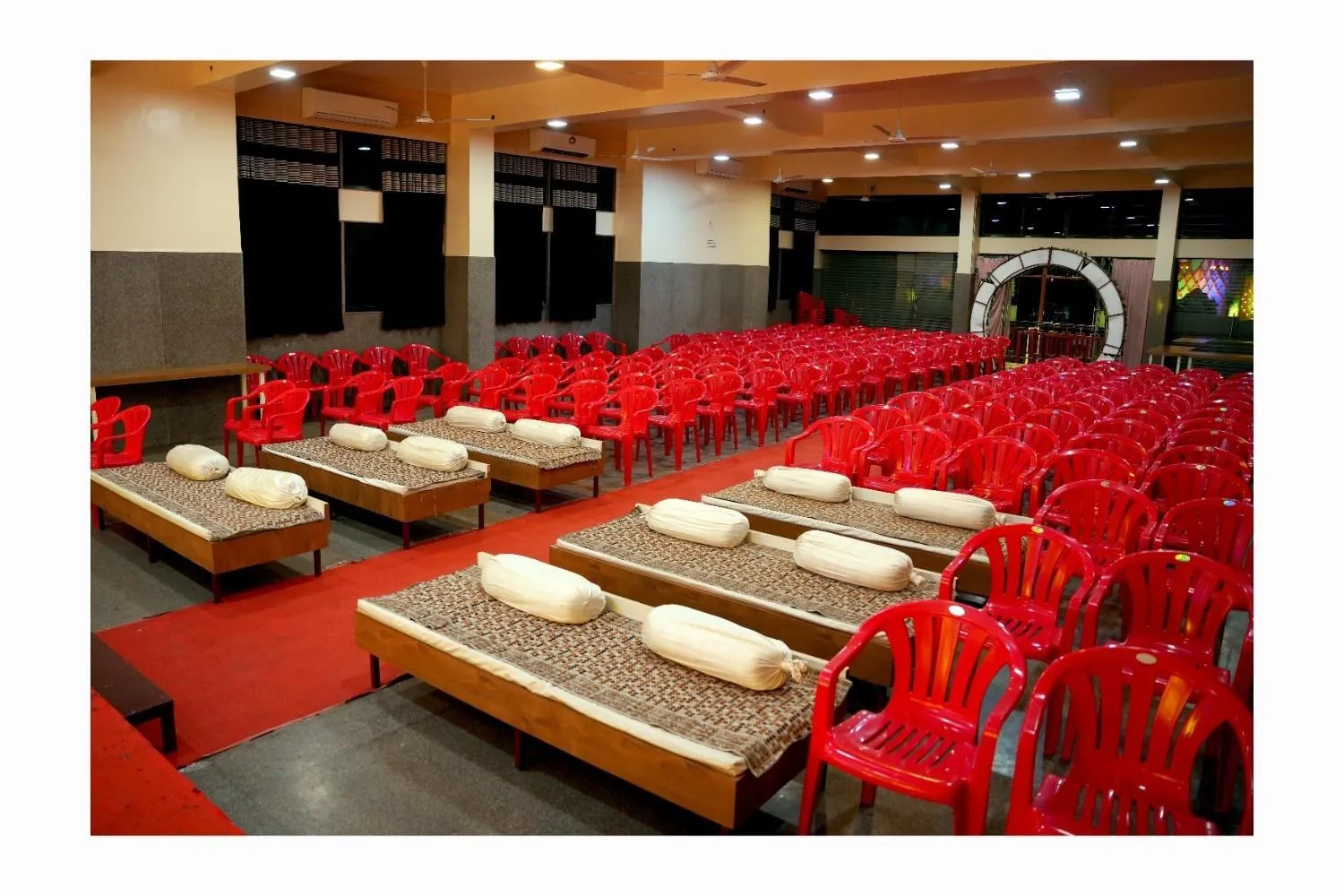 Kamala Shanti Palace