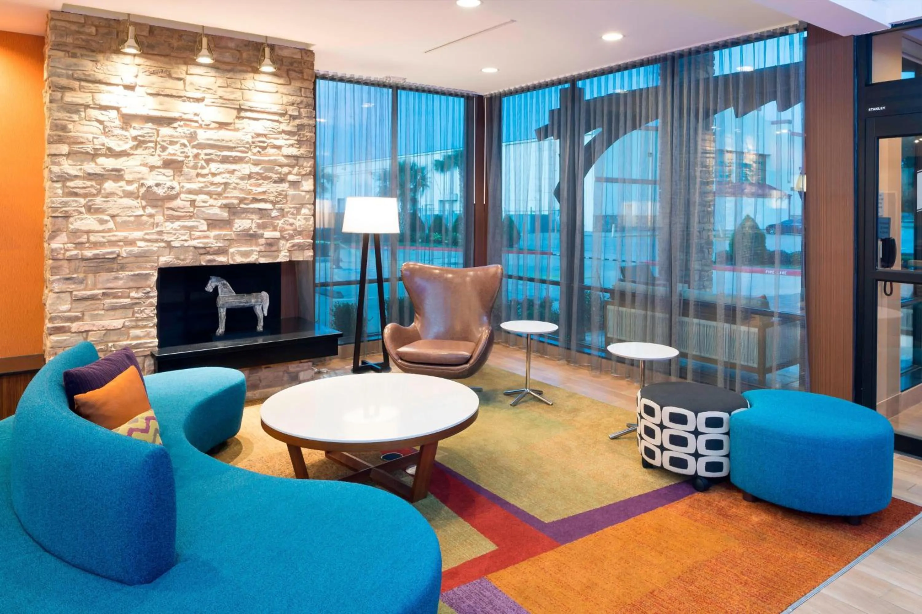 Lobby or reception in Fairfield Inn & Suites by Marriott Houston Pasadena