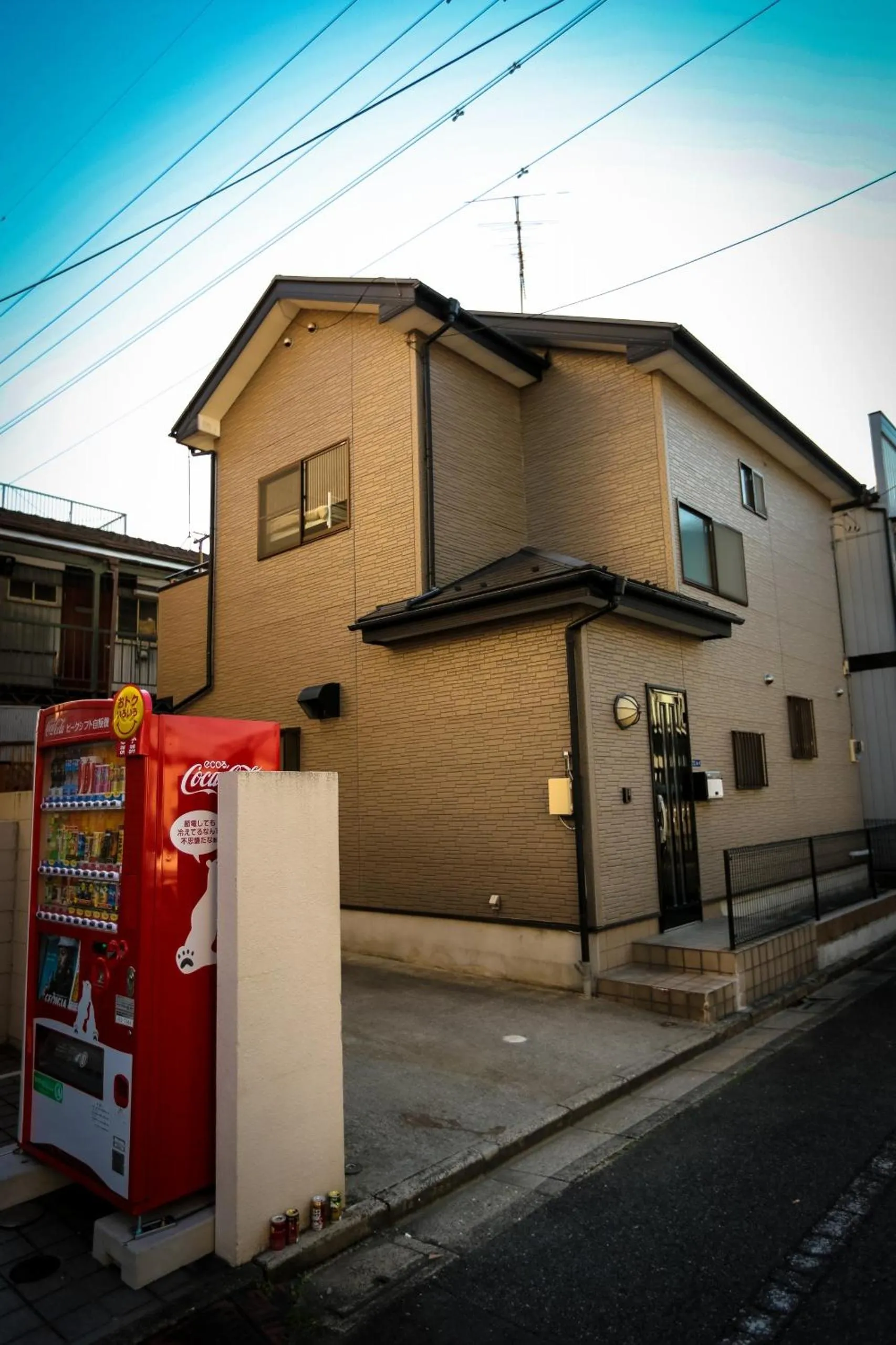 Property building in J's Backpackers