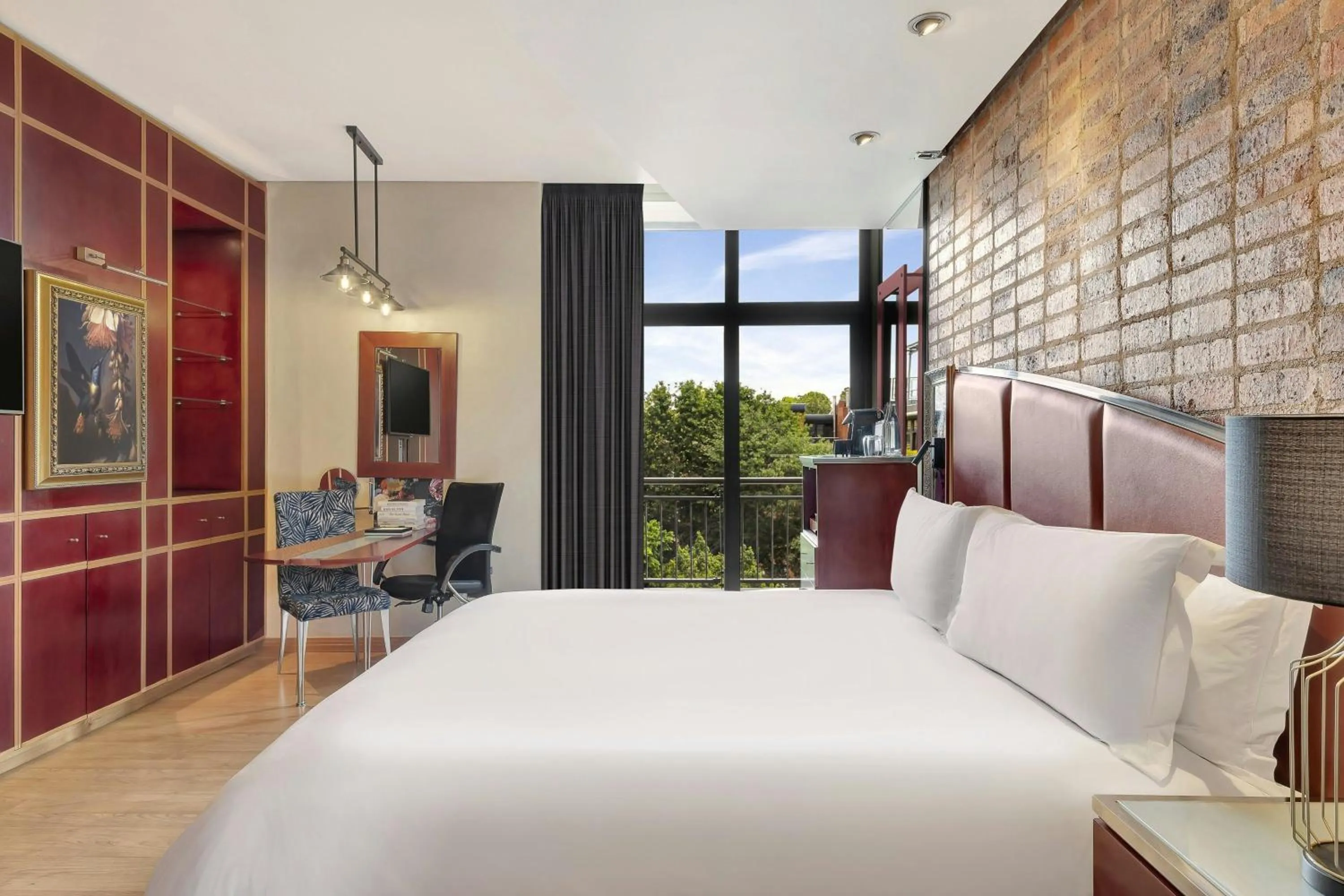 Photo of the whole room, Bed in African Pride Melrose Arch, Autograph Collection