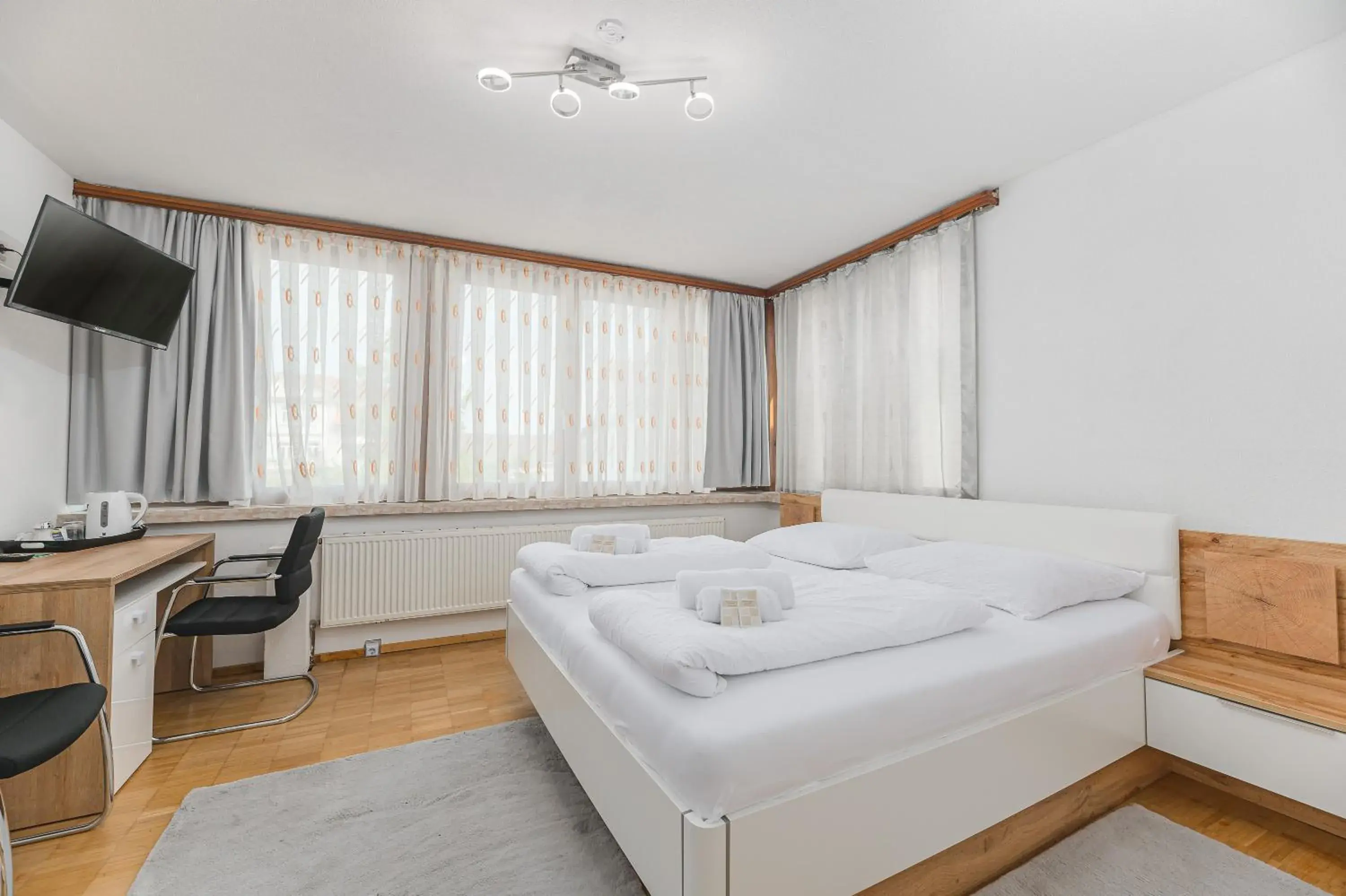 Deluxe Double Room in Hotel am Schlossplatz Deluxe Double Room in Hotel am Schlossplatz