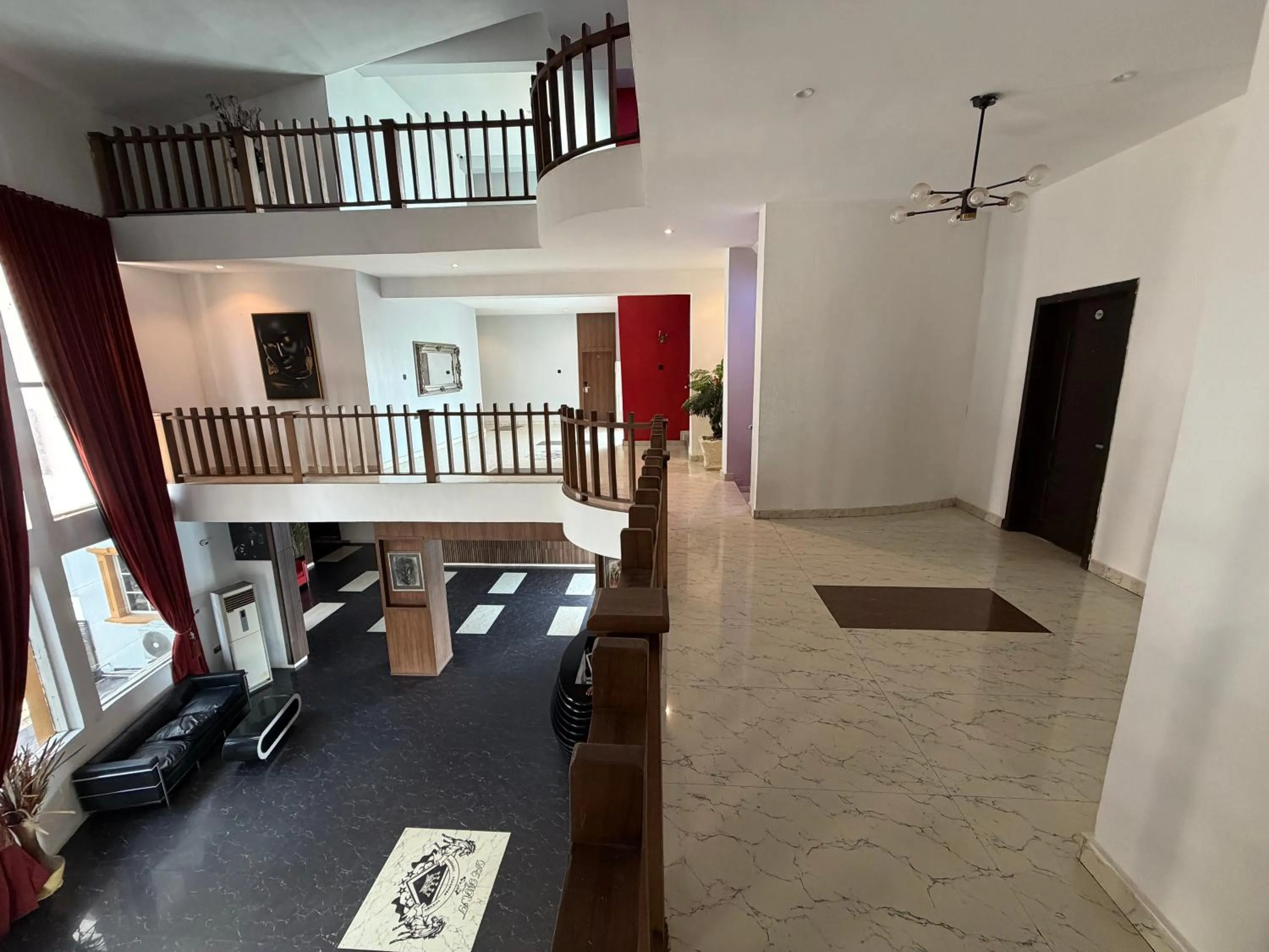 de brit hotel