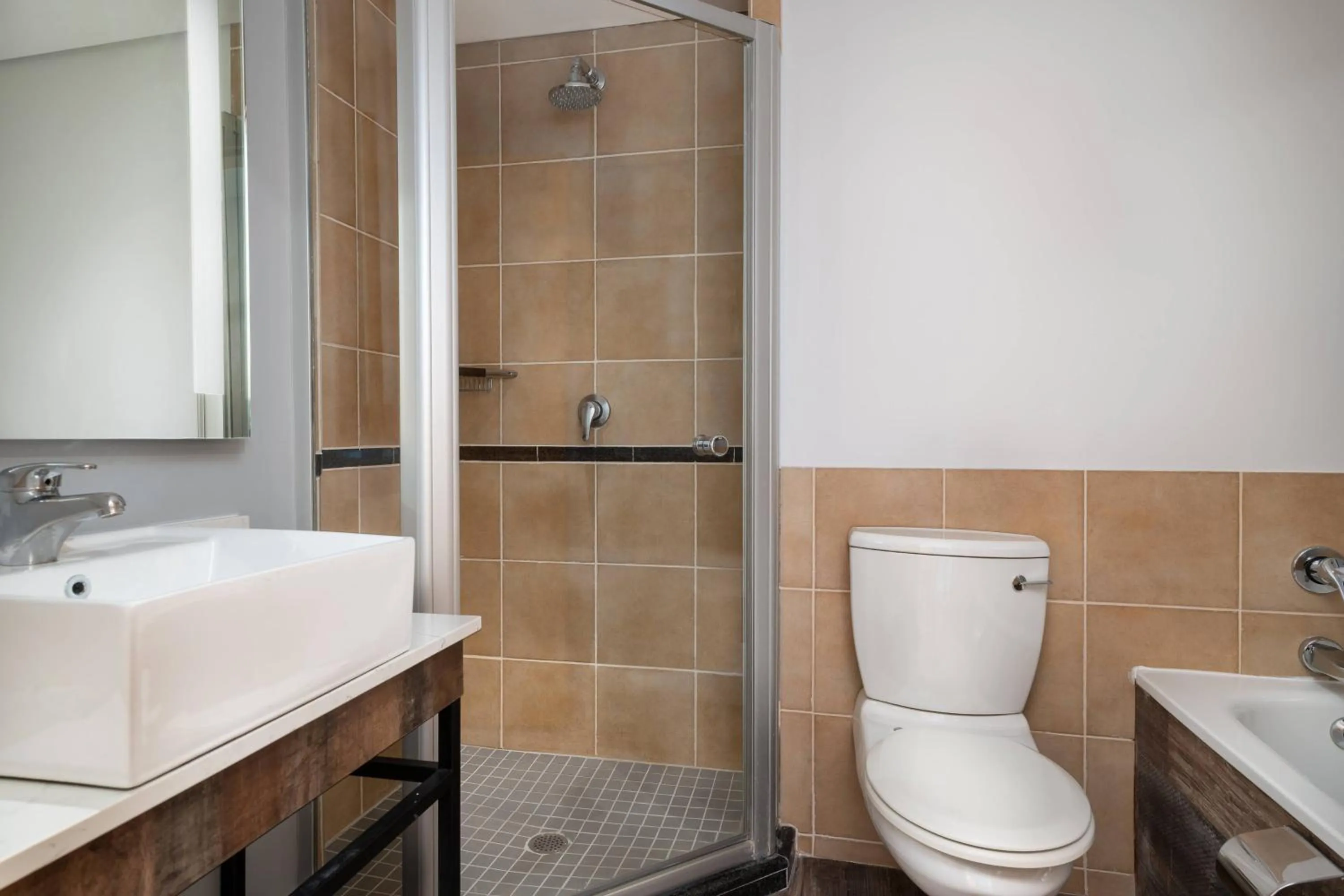 Bathroom in Protea Hotel by Marriott Johannesburg Wanderers