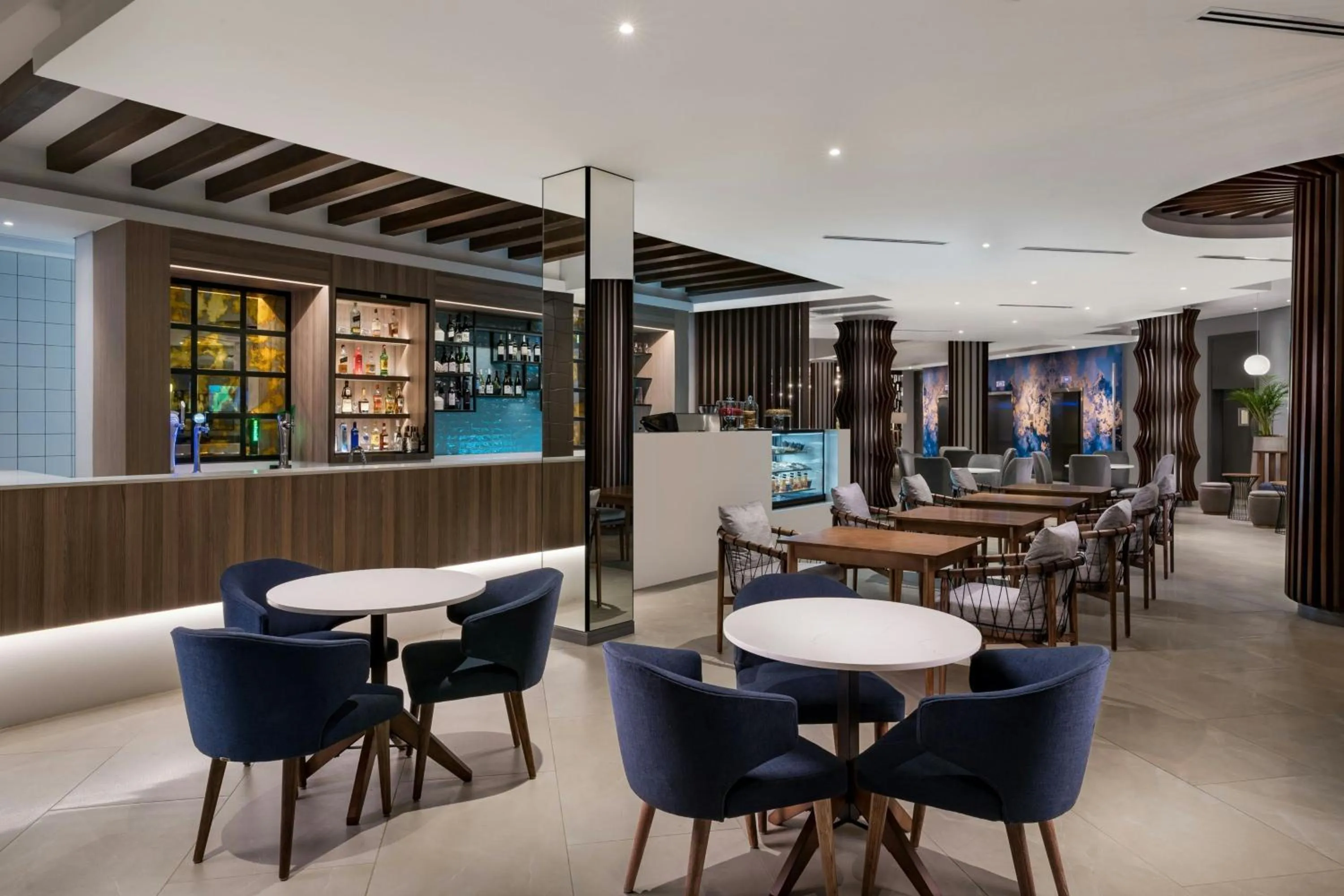 Restaurant/places to eat in Protea Hotel by Marriott Johannesburg Wanderers