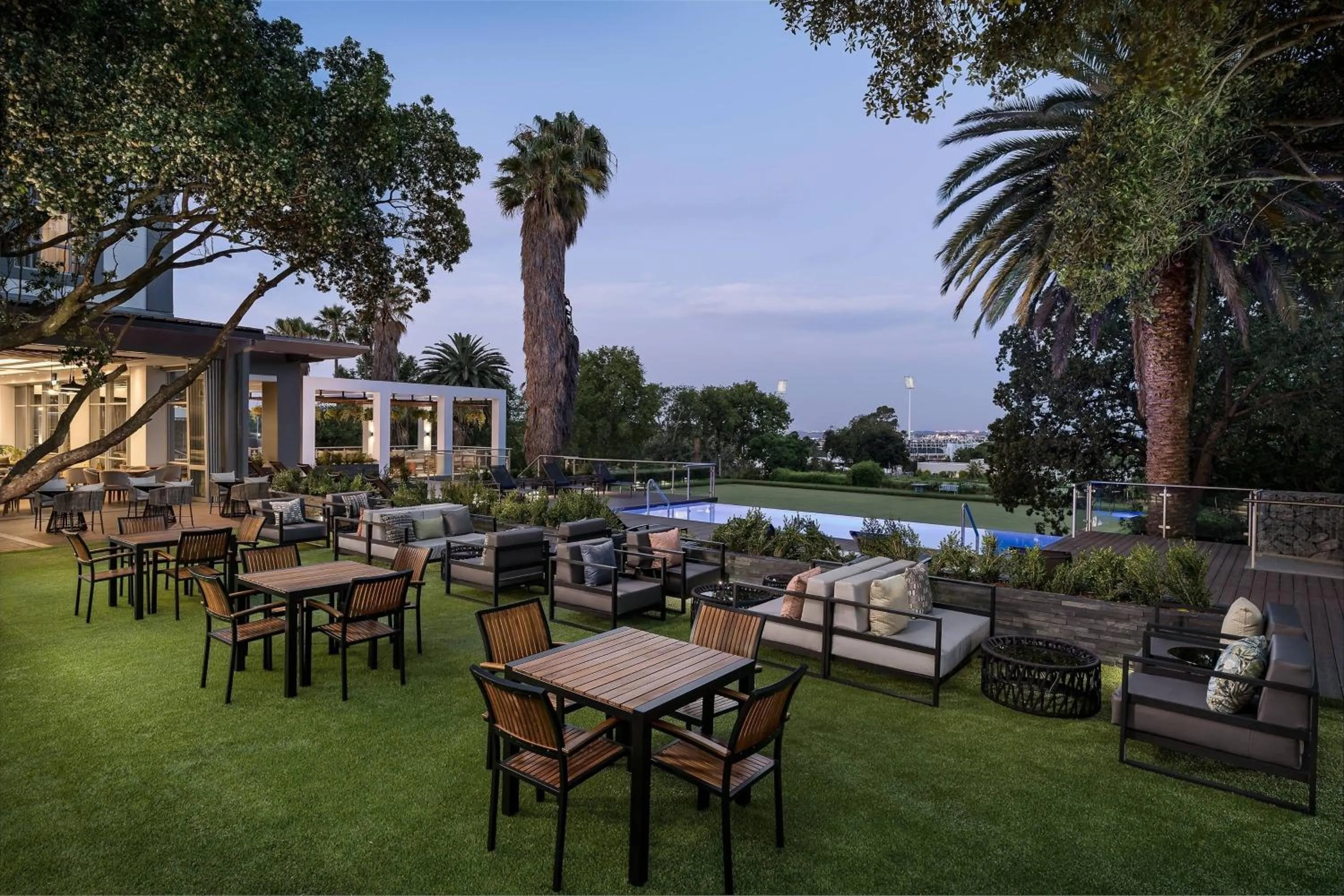 Swimming pool in Protea Hotel by Marriott Johannesburg Wanderers