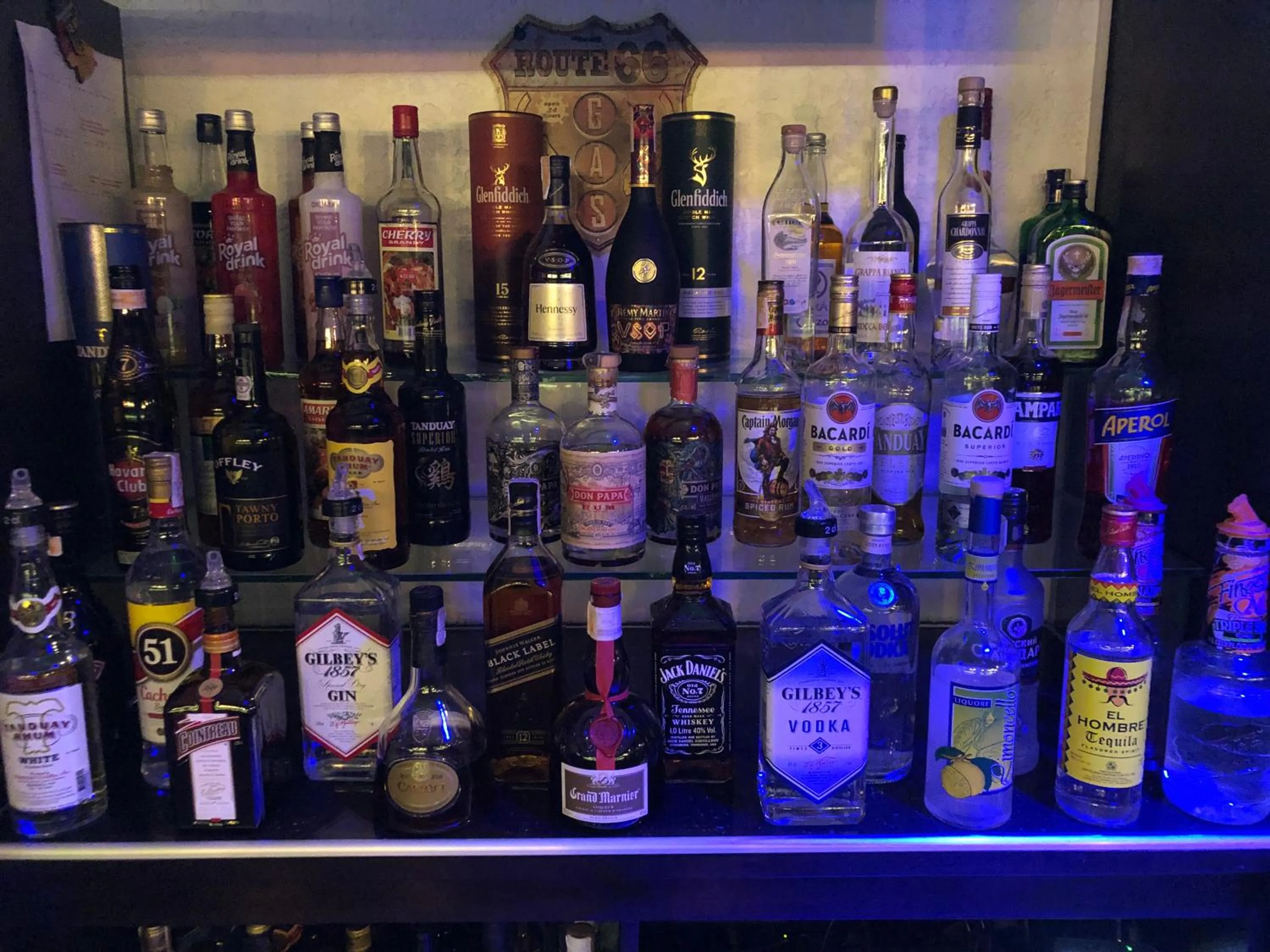 Lounge or bar in Alona Royal Palm Resort