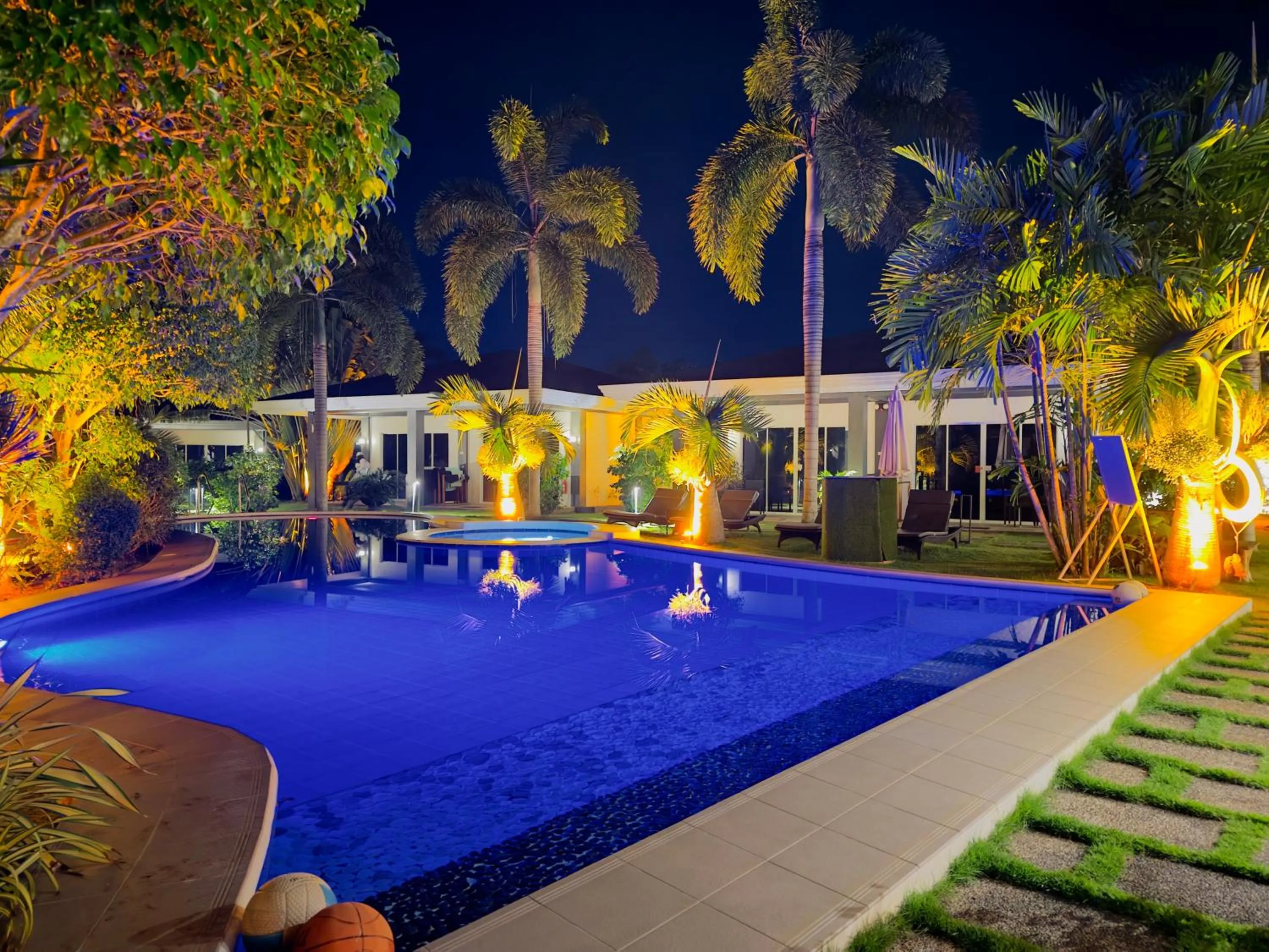 Night in Alona Royal Palm Resort